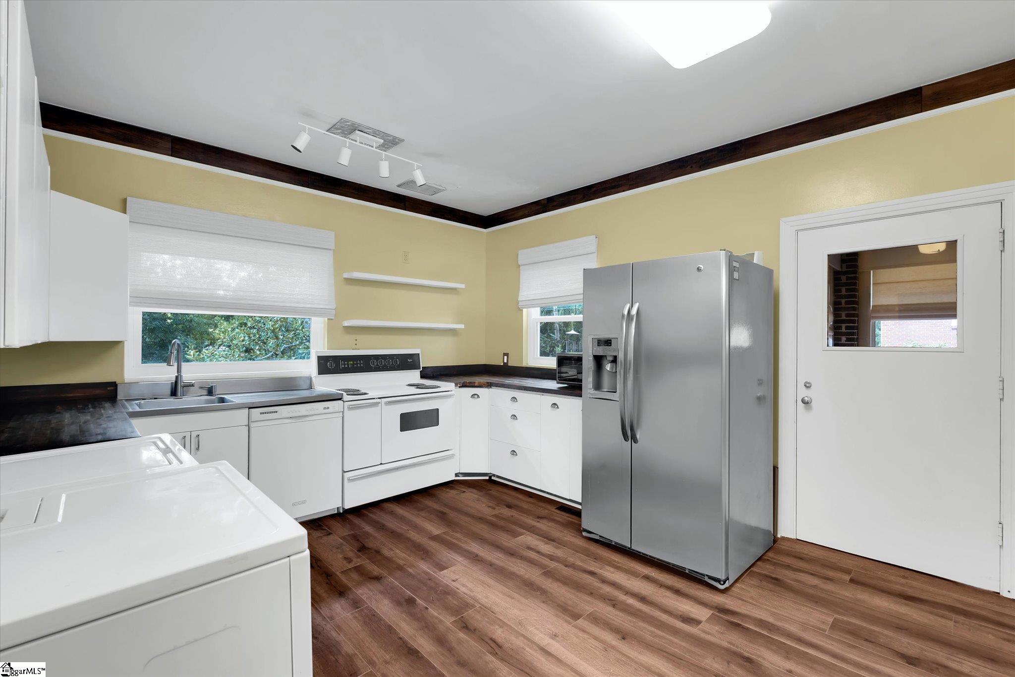 503 Watford Avenue Greenwood, SC 29652