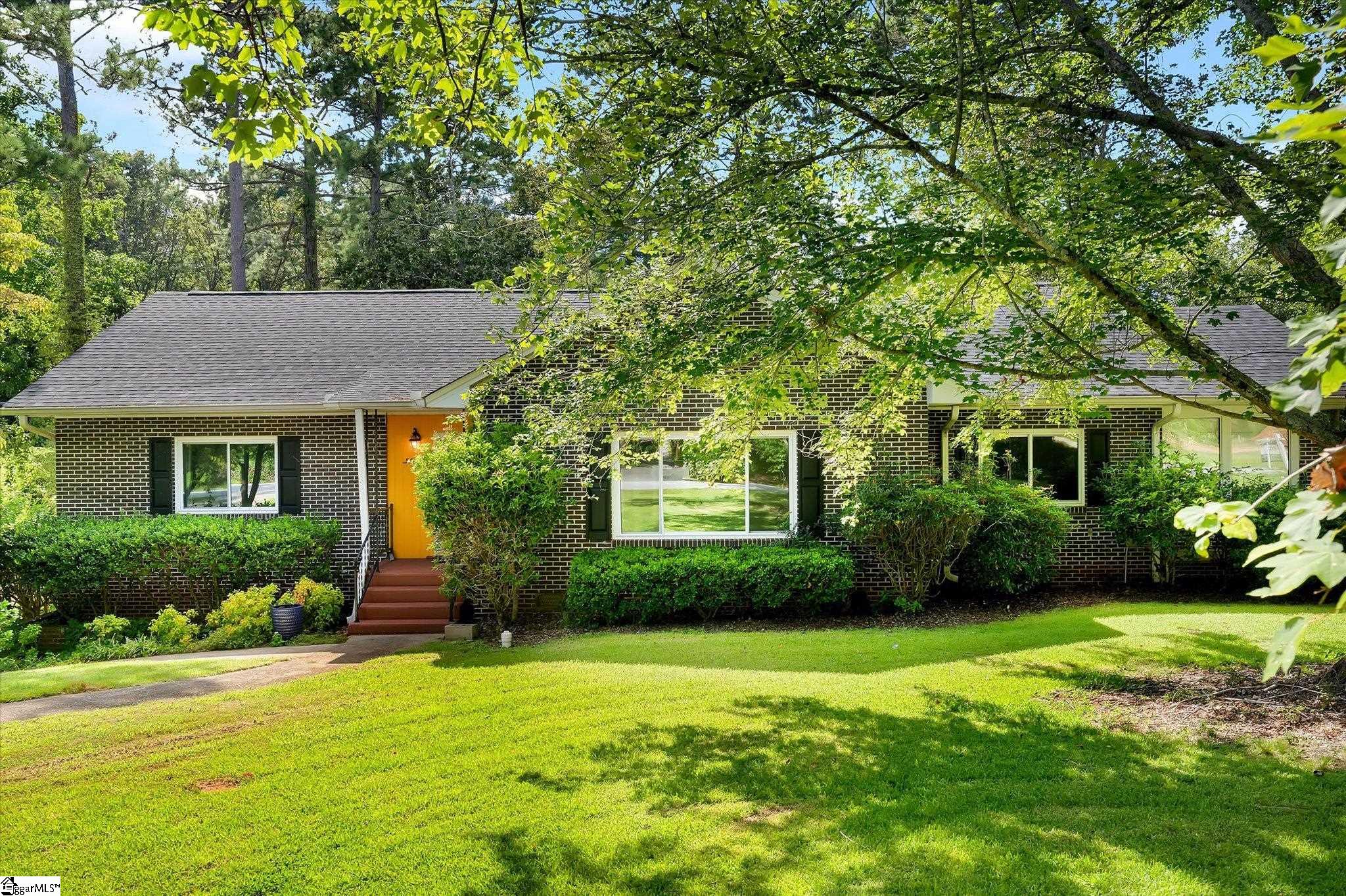 503 Watford Avenue Greenwood, SC 29652