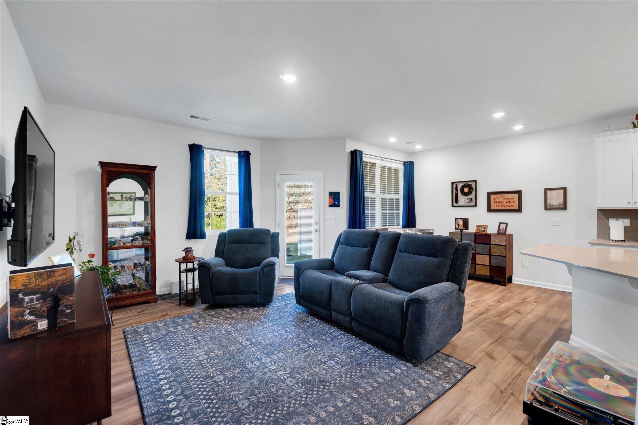 259 E Compass Way Easley, SC 29640