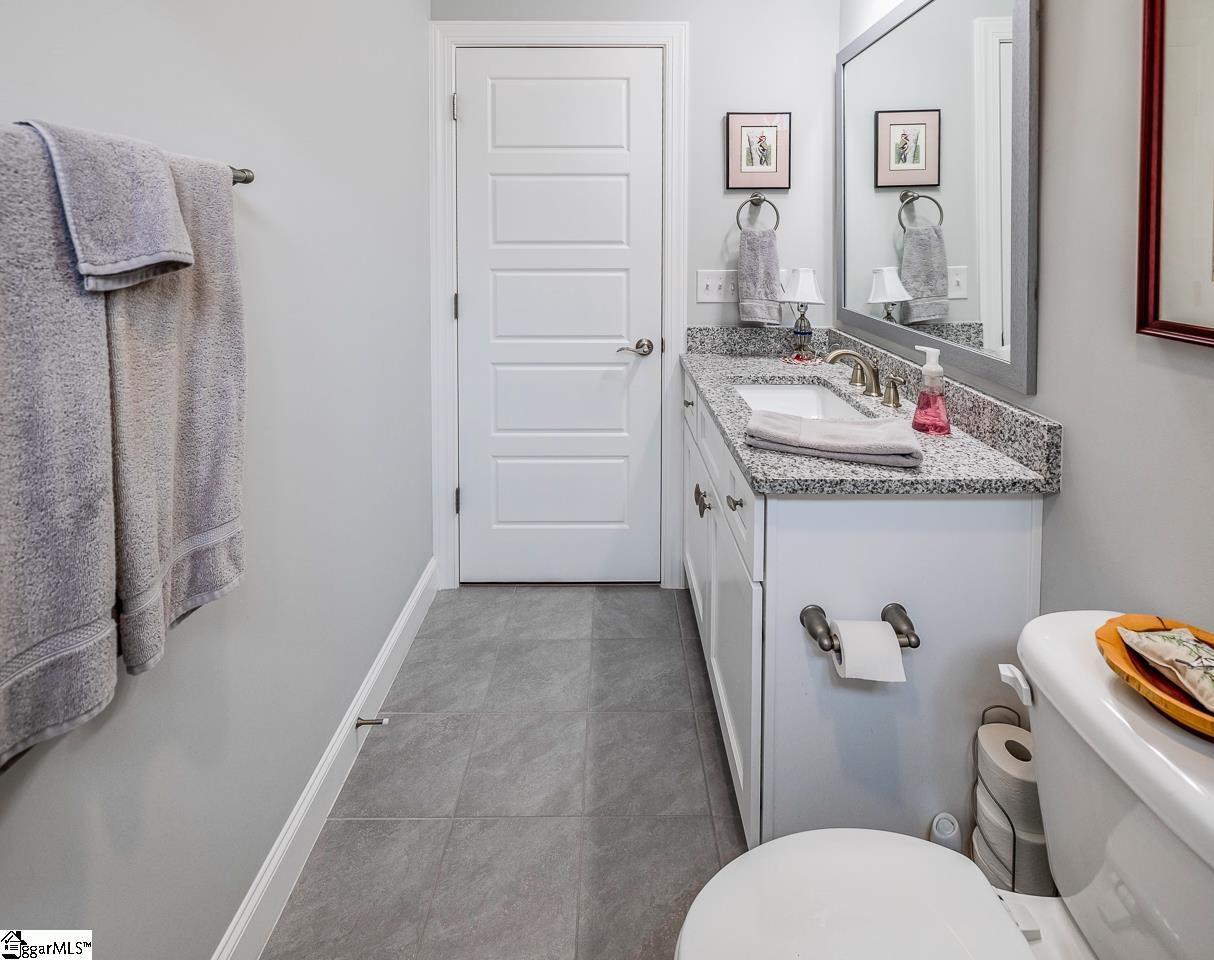12 Pineglen Court Simpsonville, SC 29680