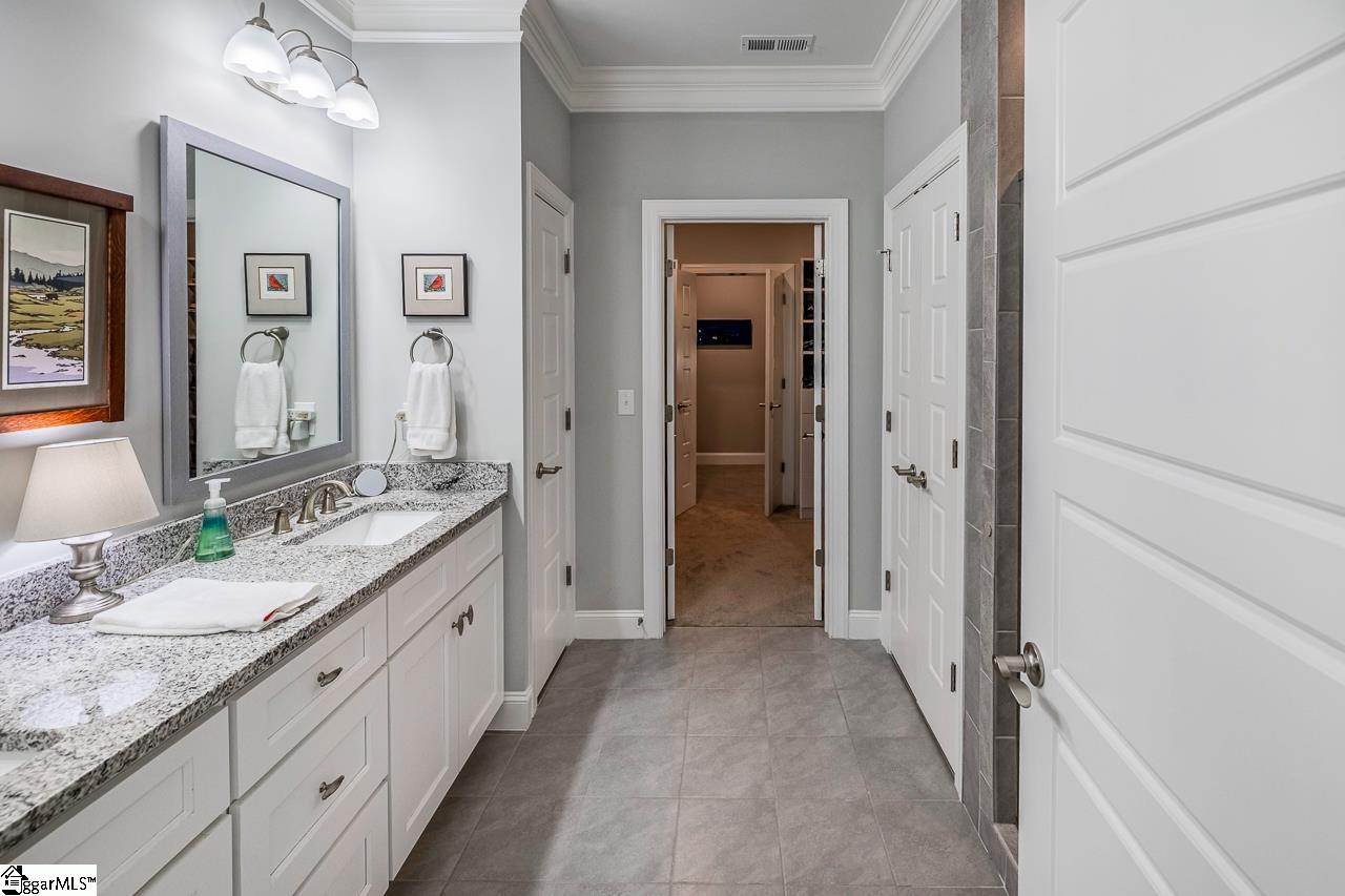 12 Pineglen Court Simpsonville, SC 29680
