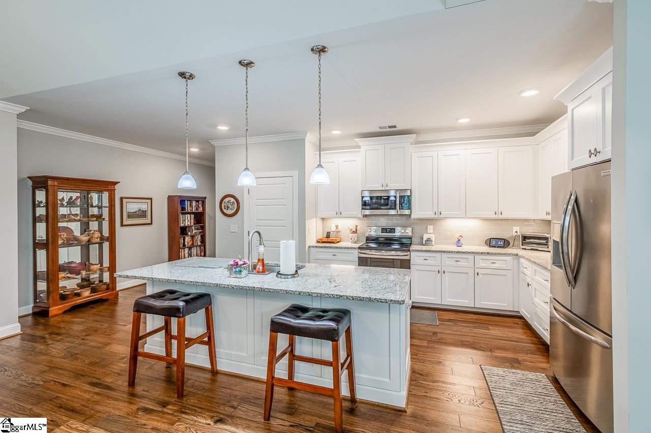 12 Pineglen Court Simpsonville, SC 29680