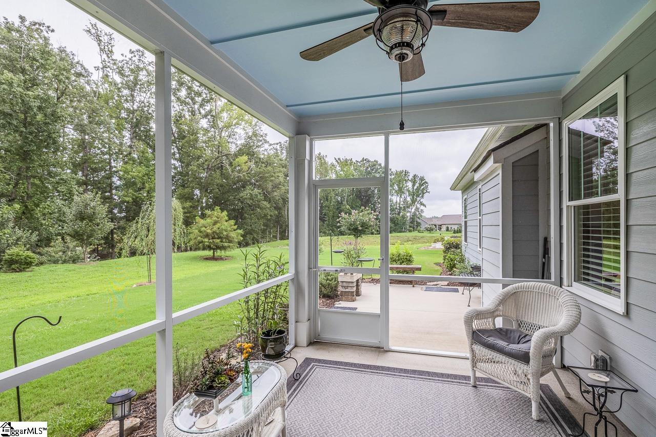 12 Pineglen Court Simpsonville, SC 29680