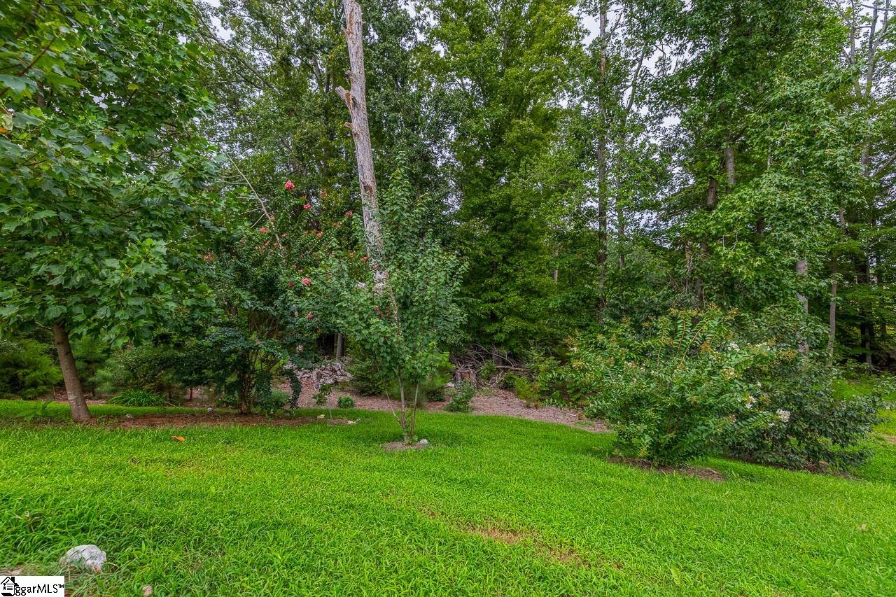 12 Pineglen Court Simpsonville, SC 29680