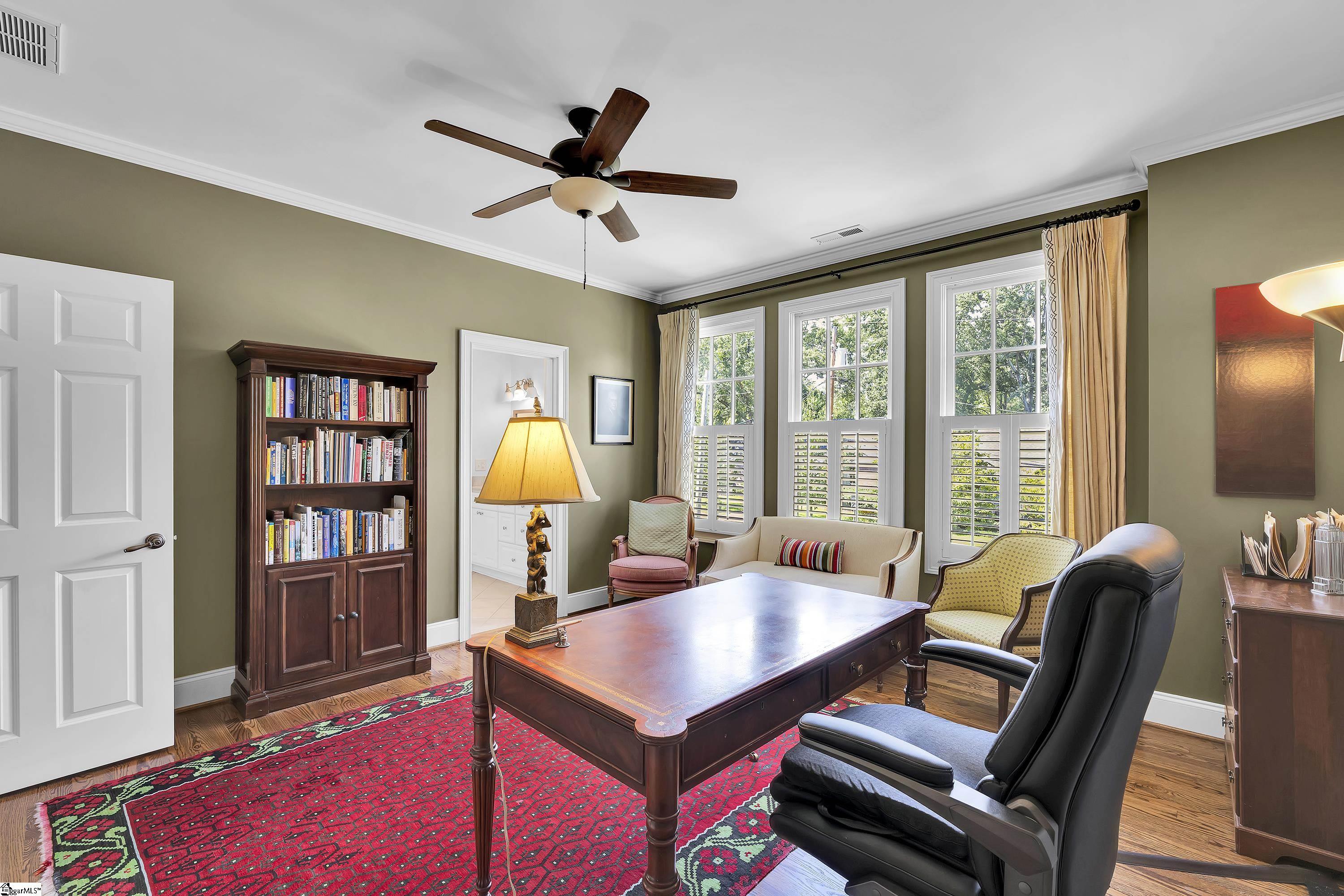 704 Crescent Avenue Greenville, SC 29601