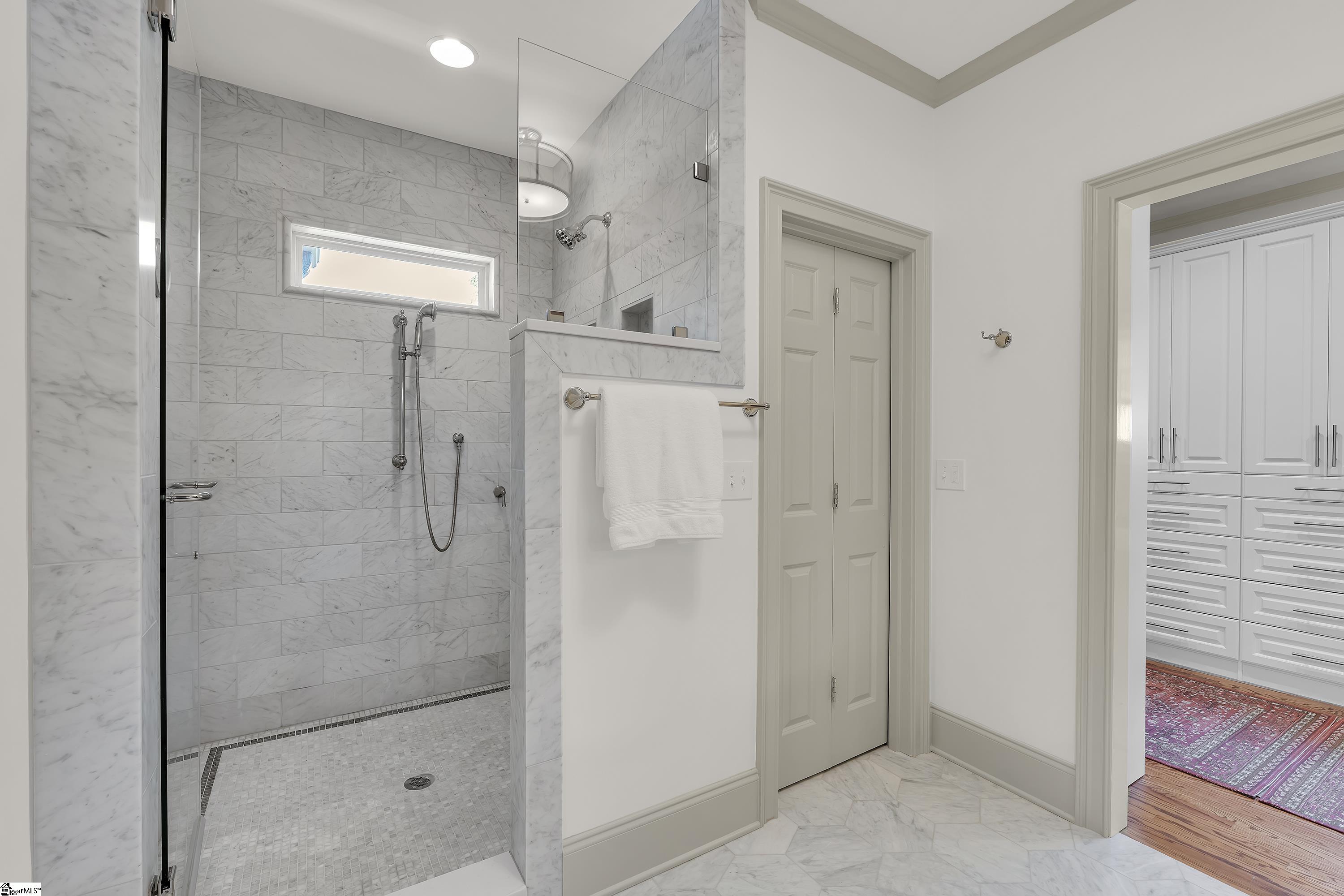 704 Crescent Avenue Greenville, SC 29601