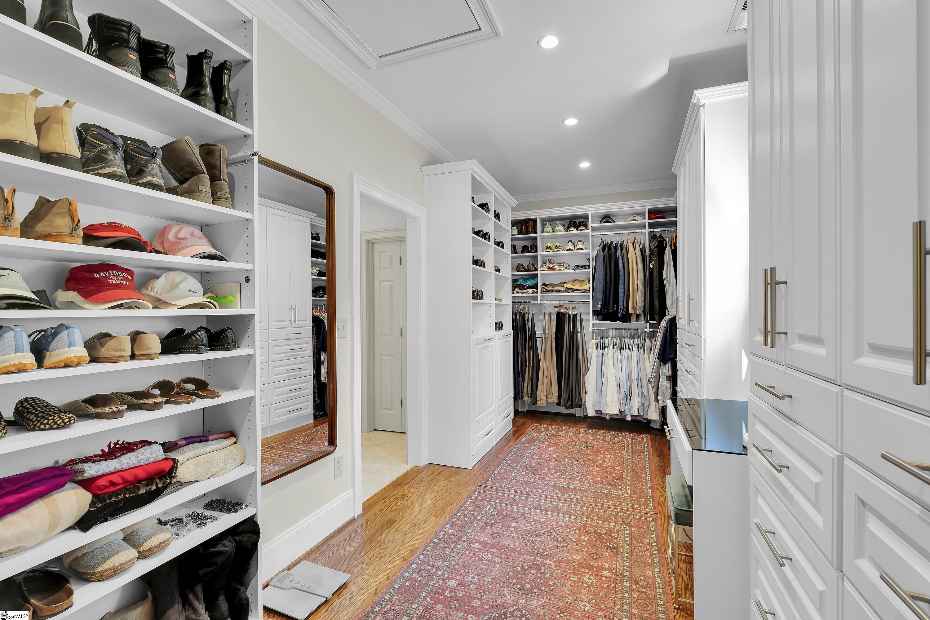 704 Crescent Avenue Greenville, SC 29601