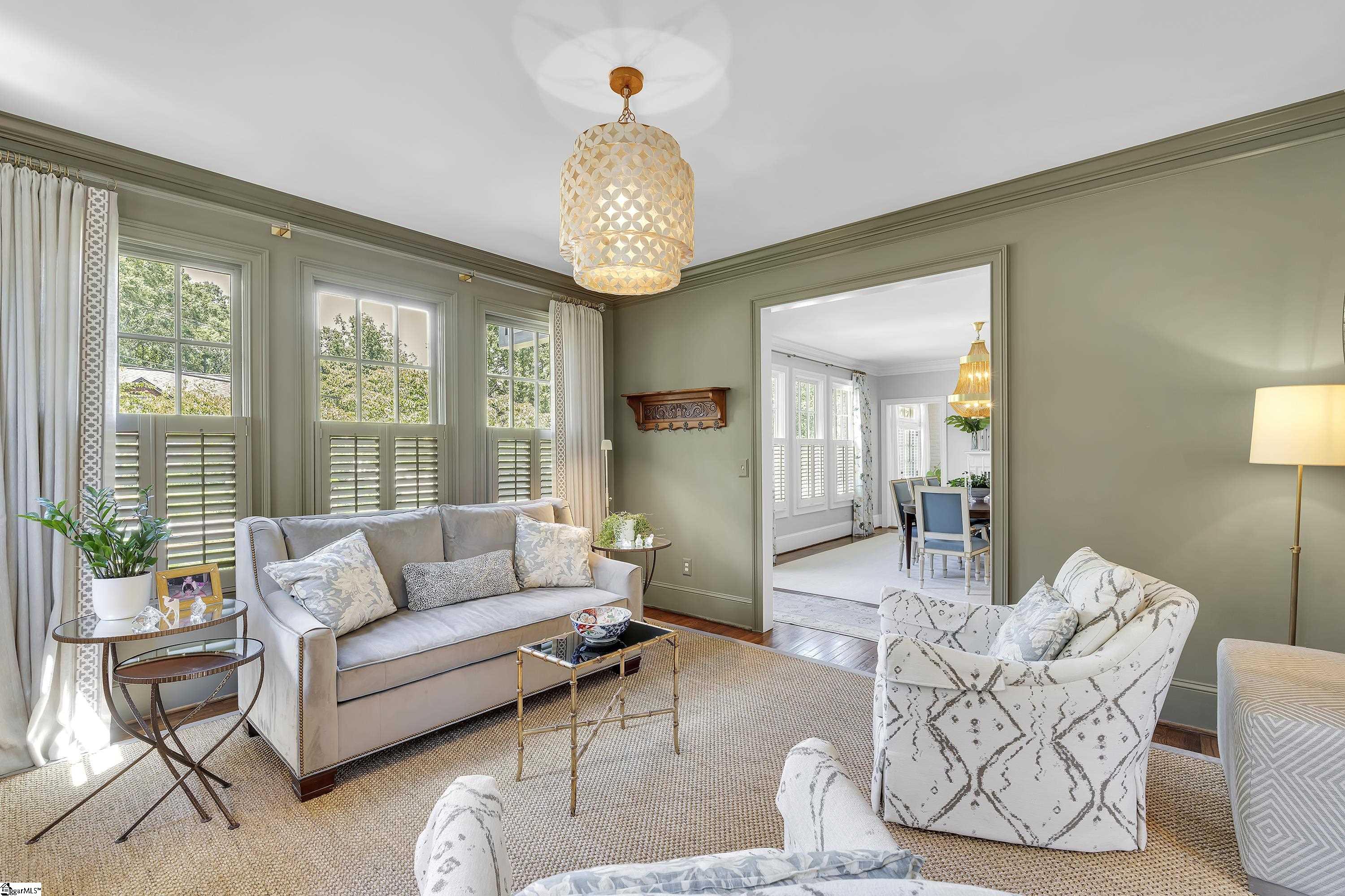 704 Crescent Avenue Greenville, SC 29601