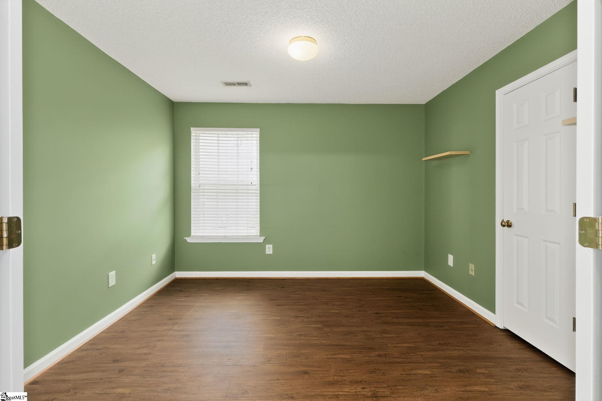 530 Glenlea Lane Greenville, SC 29617