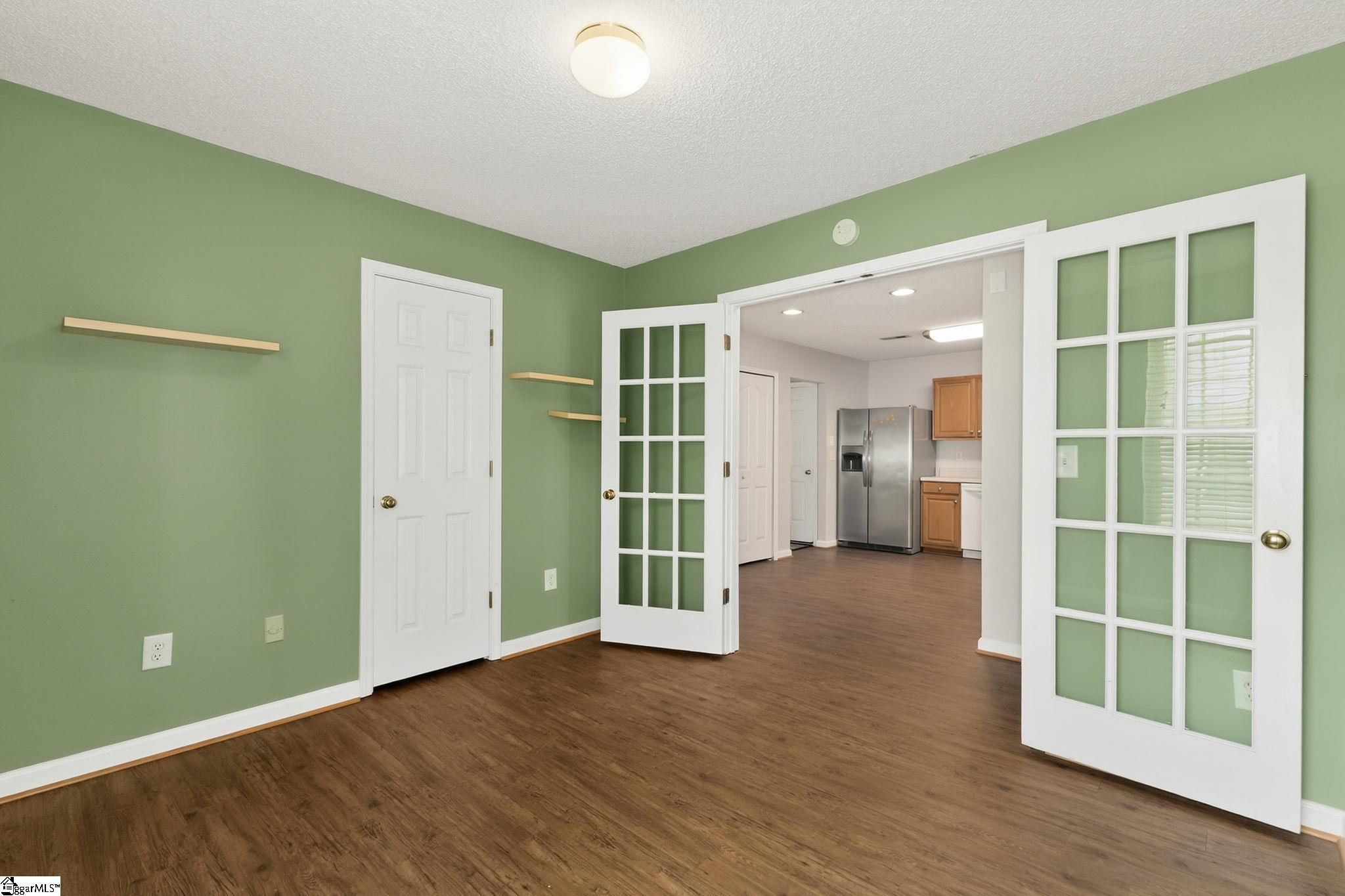 530 Glenlea Lane Greenville, SC 29617