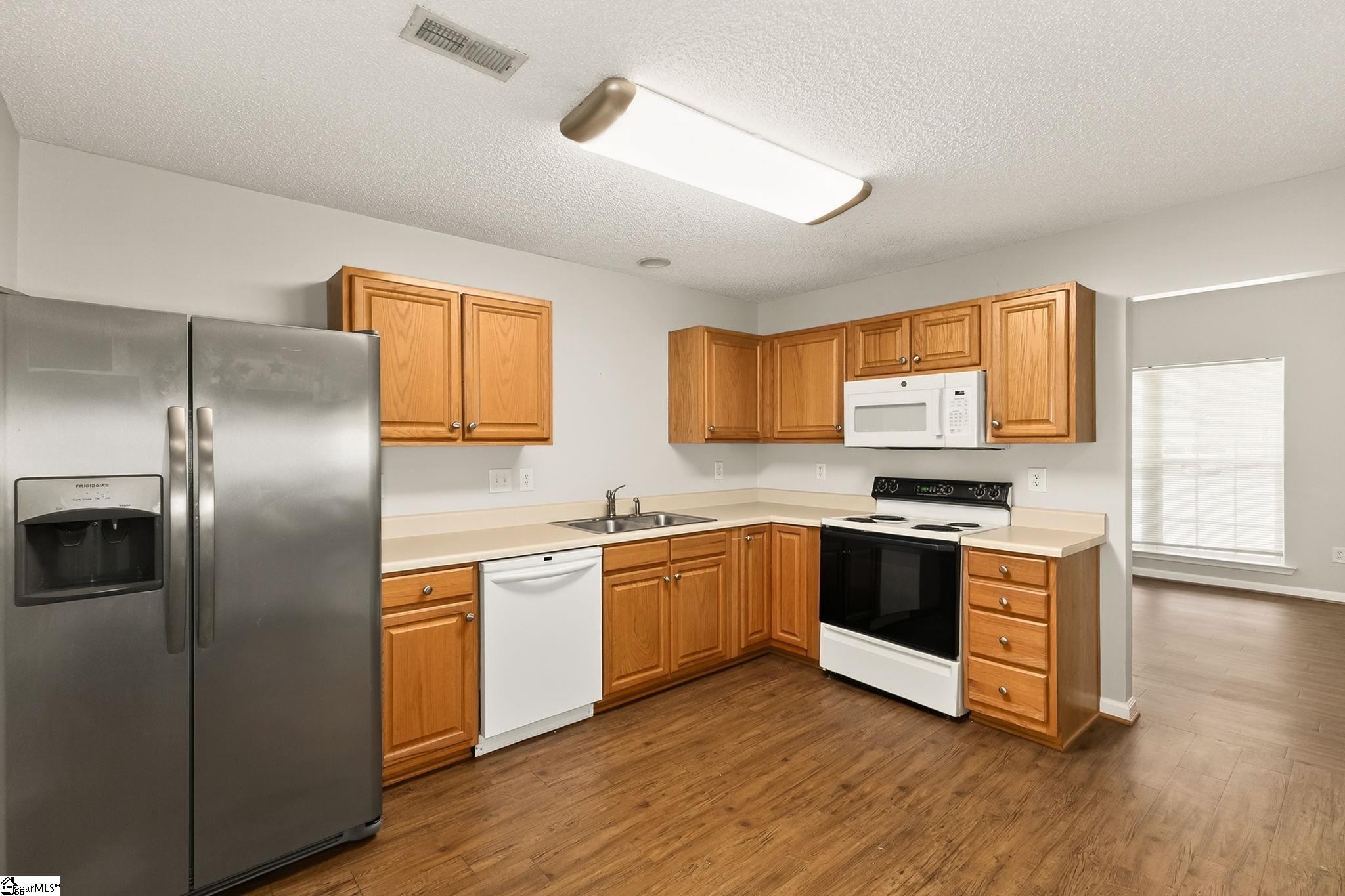 530 Glenlea Lane Greenville, SC 29617