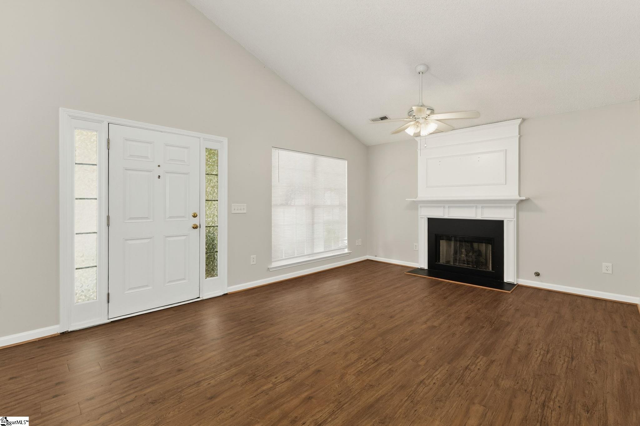 530 Glenlea Lane Greenville, SC 29617