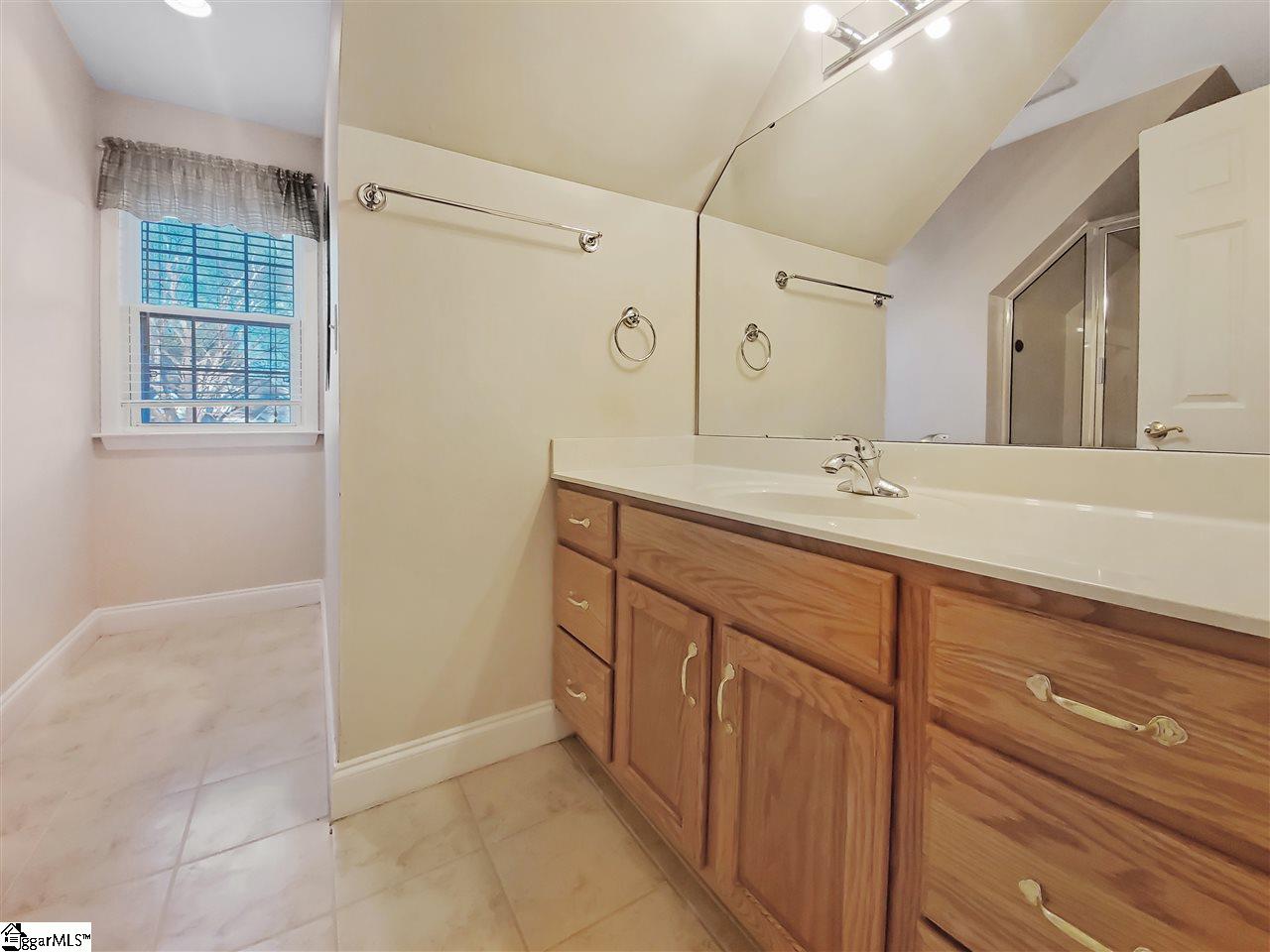 11 Tupelo Court Greenville, SC 29609