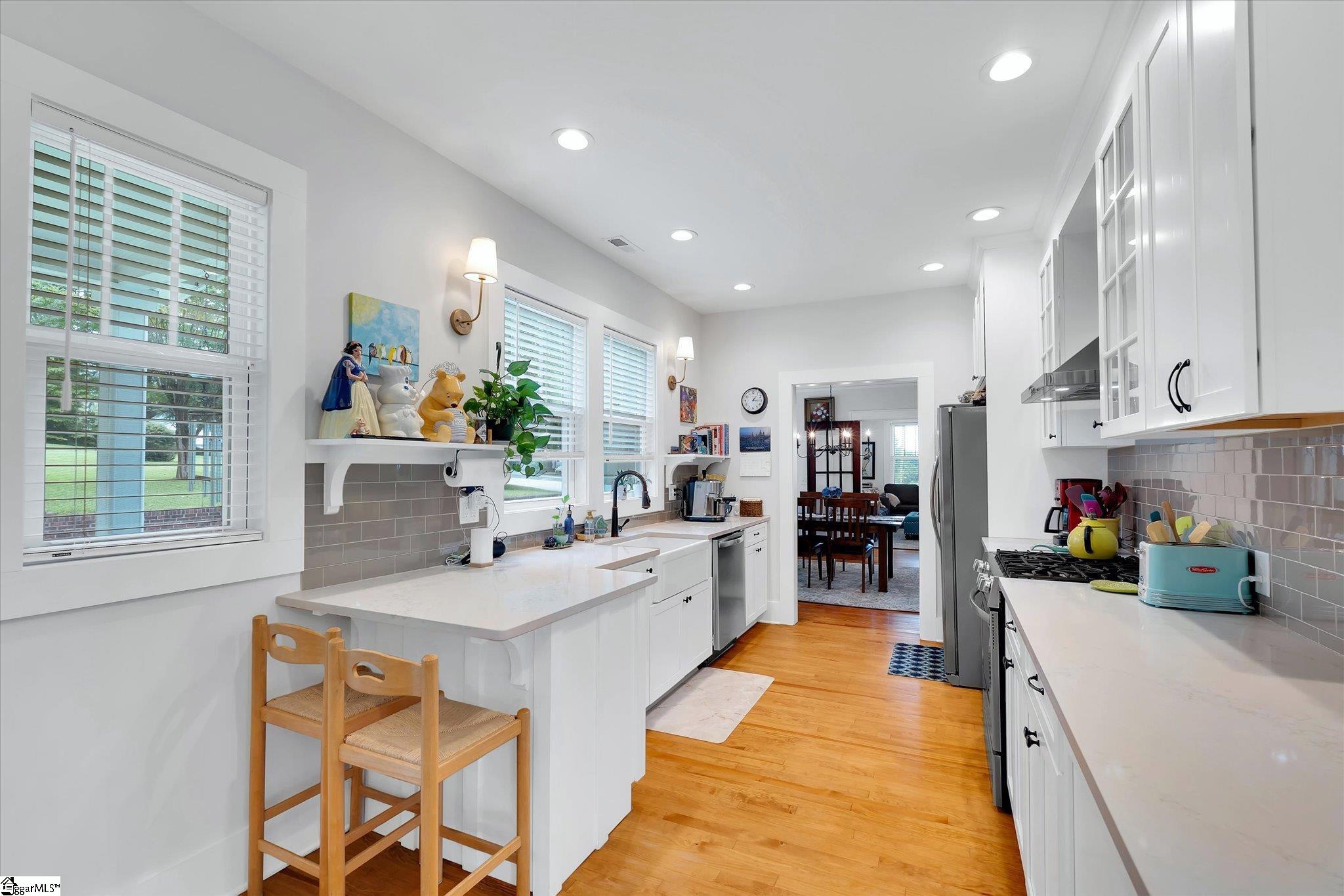 305 E A Avenue Easley, SC 29641