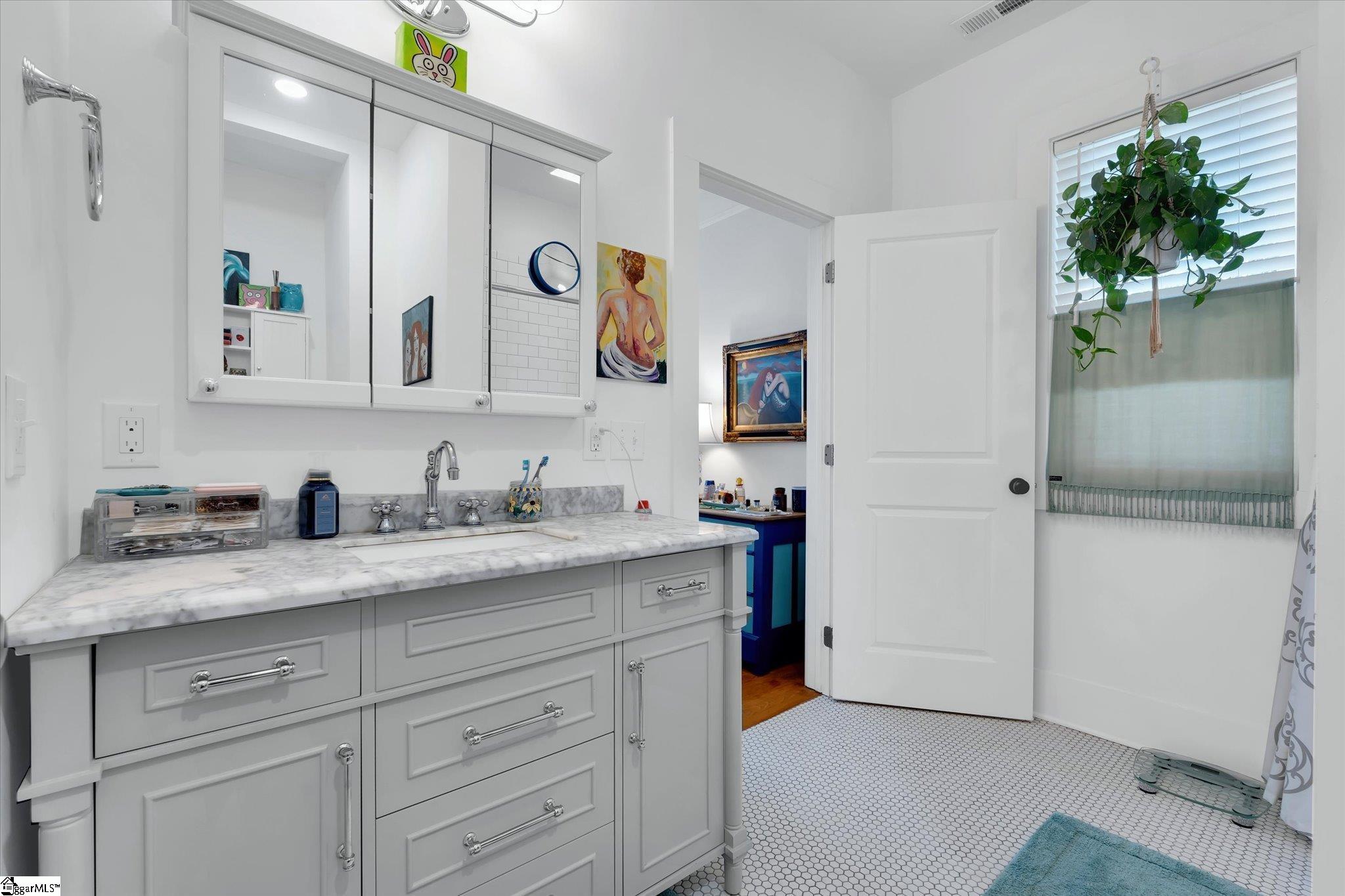 305 E A Avenue Easley, SC 29641