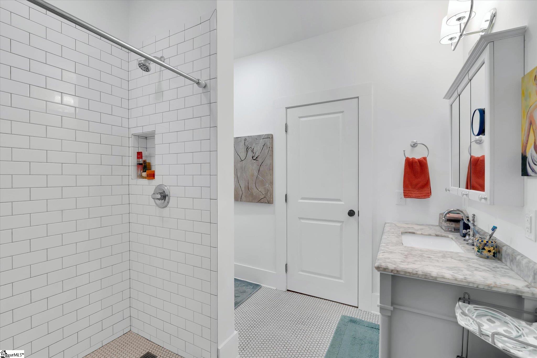 305 E A Avenue Easley, SC 29641