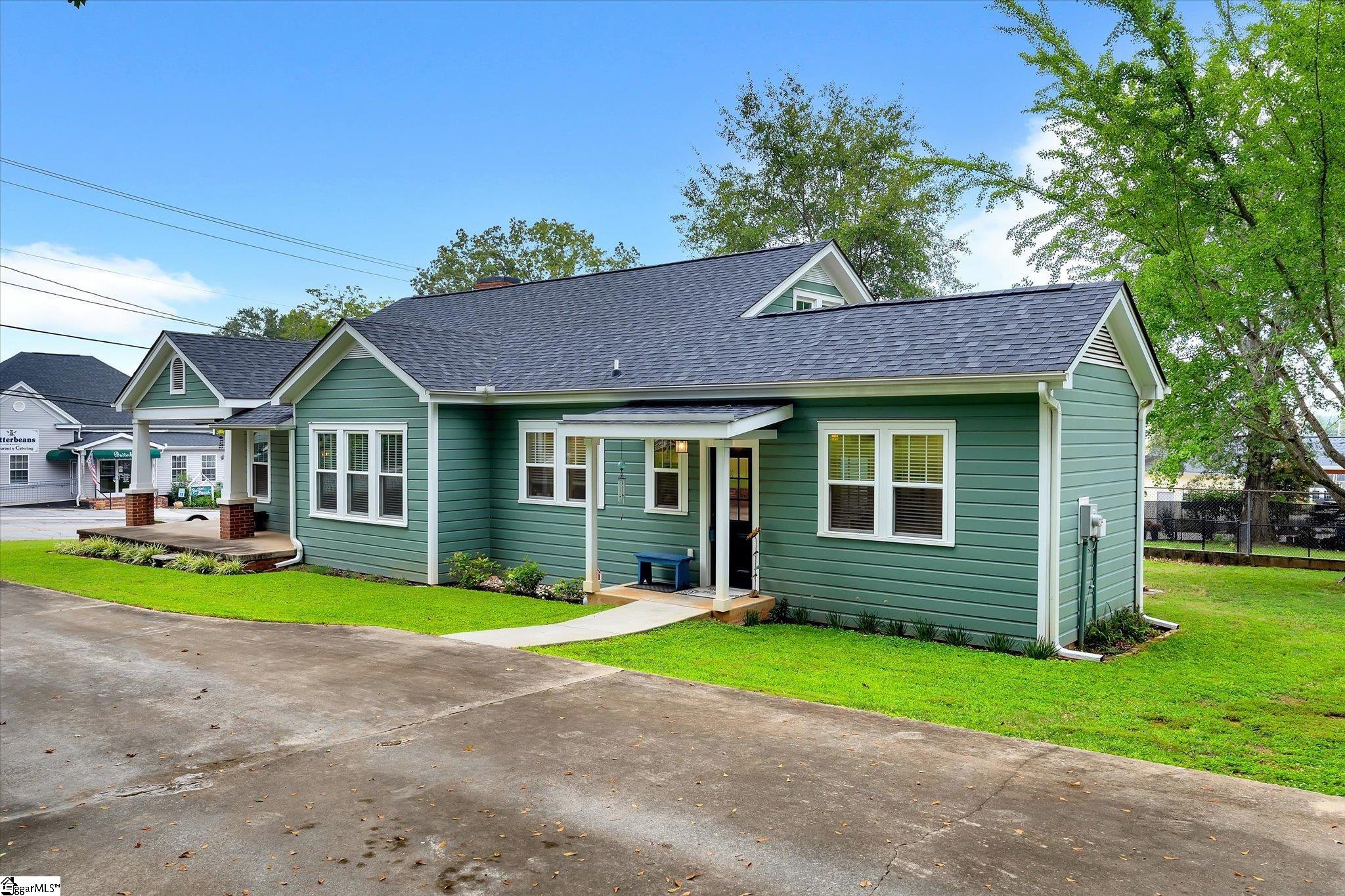 305 E A Avenue Easley, SC 29641
