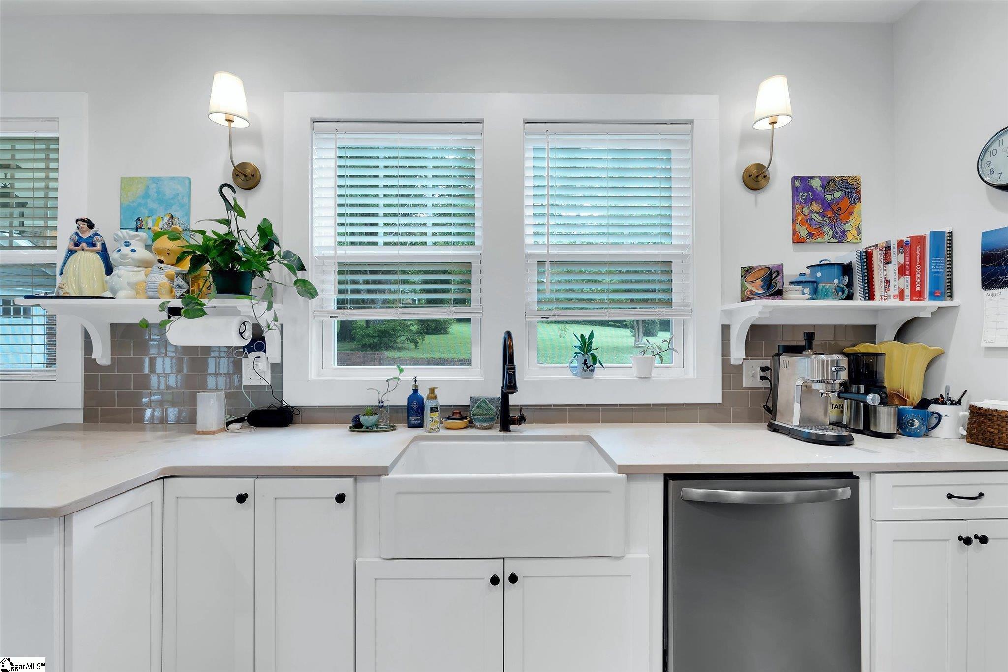 305 E A Avenue Easley, SC 29641