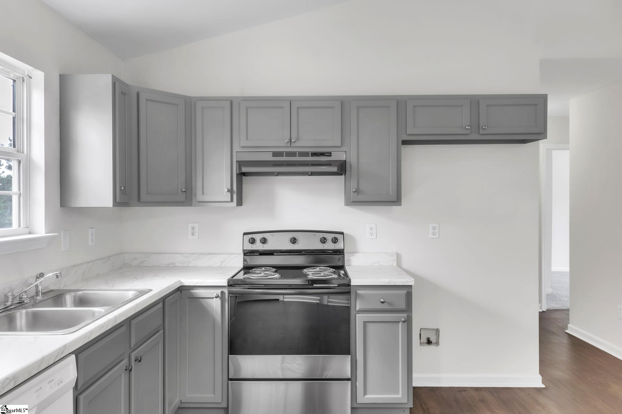 209 Riverbreeze Road Greenville, SC 29611