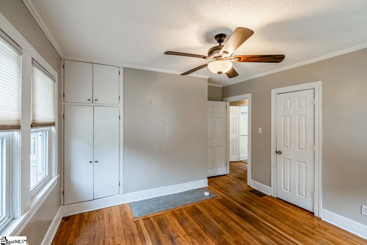 131 S Cleveland Park Drive Spartanburg, SC 29303