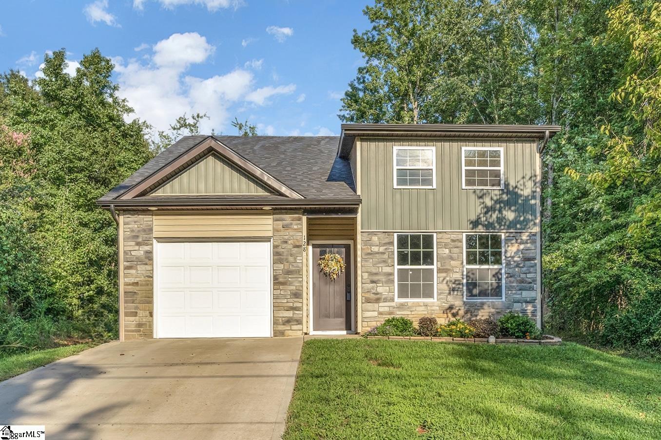128 Broad Street Wellford, SC 29385