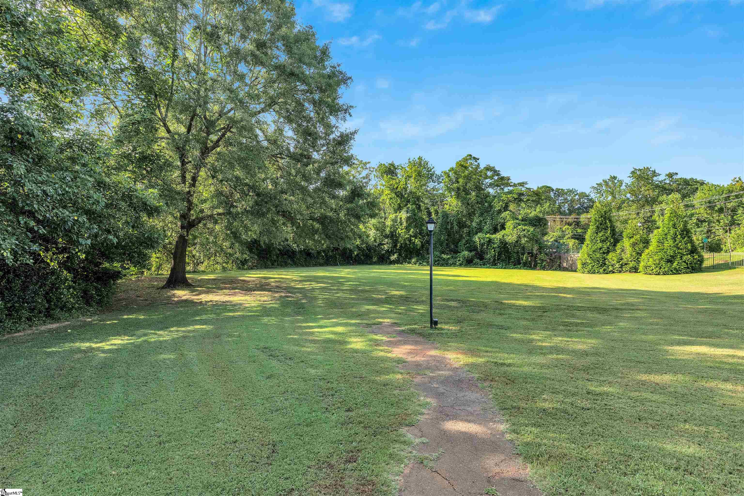 925 Cleveland Street UNIT Unit 235 Greenville, SC 29601