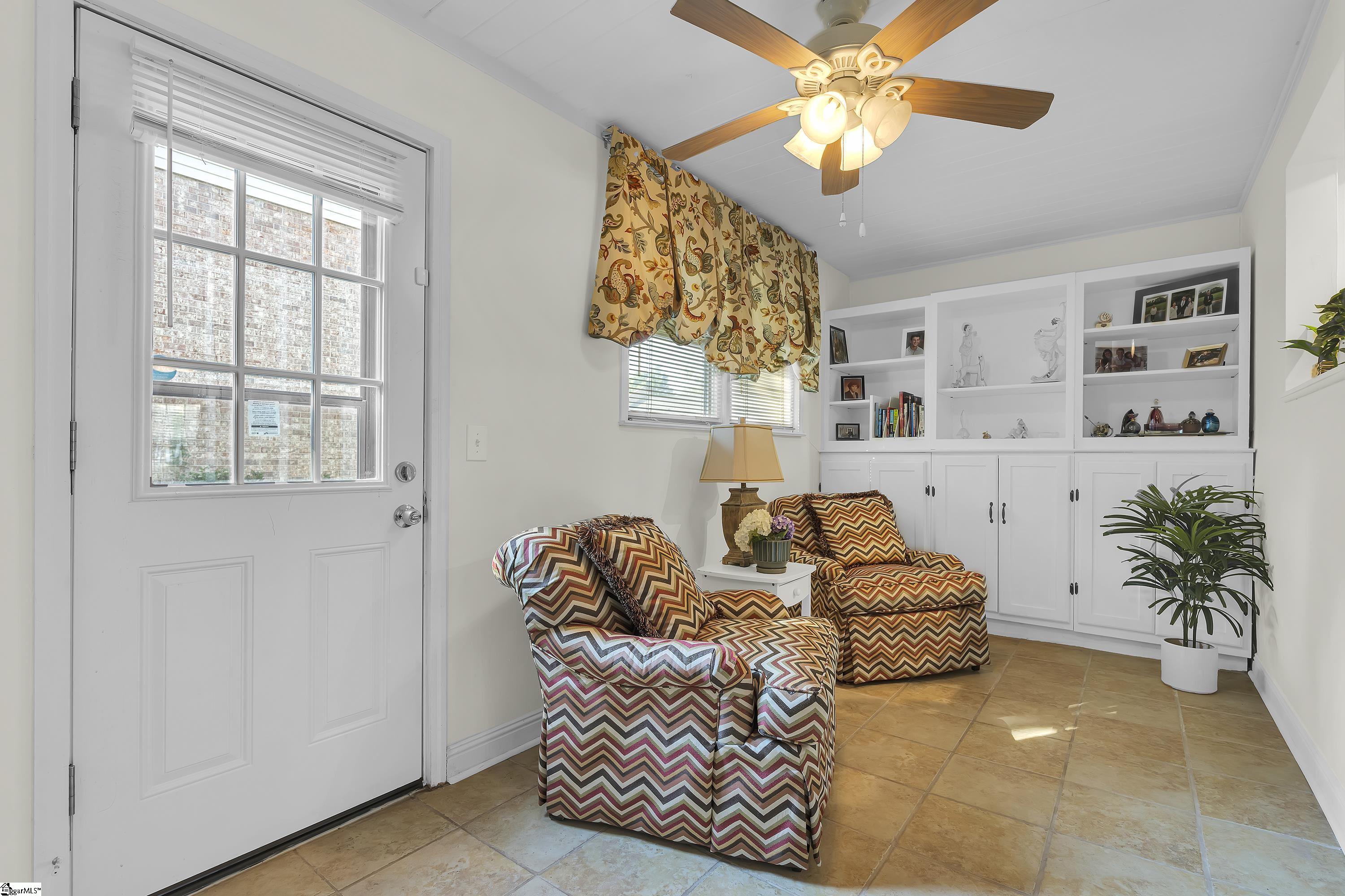 925 Cleveland Street UNIT Unit 235 Greenville, SC 29601