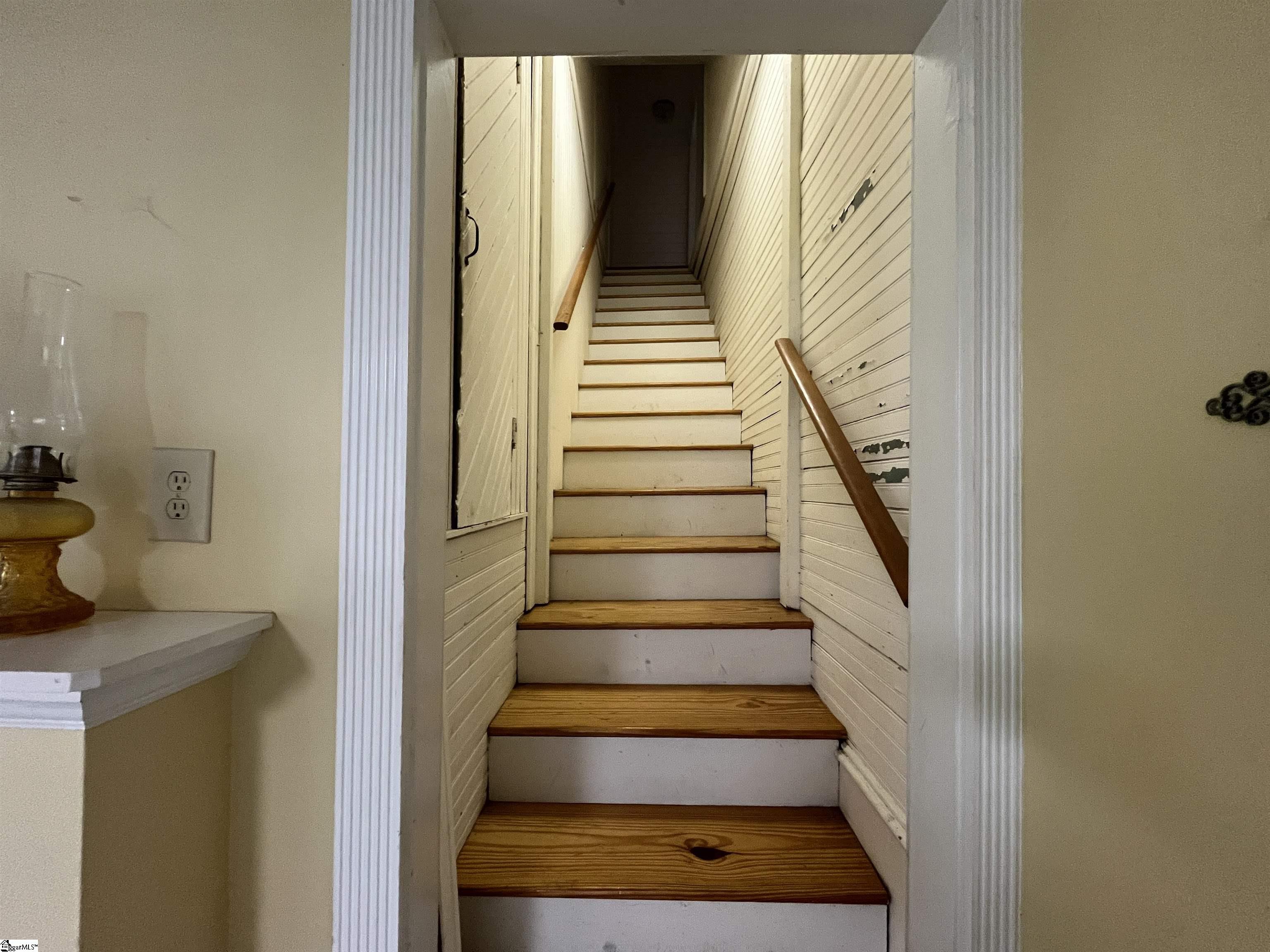 606 W South Broad Street Walhalla, SC 29691