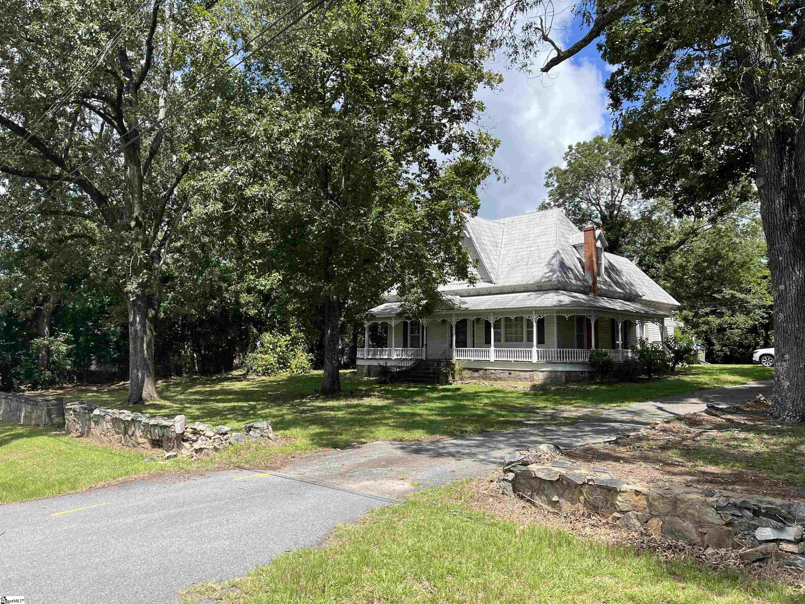 606 W South Broad Street Walhalla, SC 29691