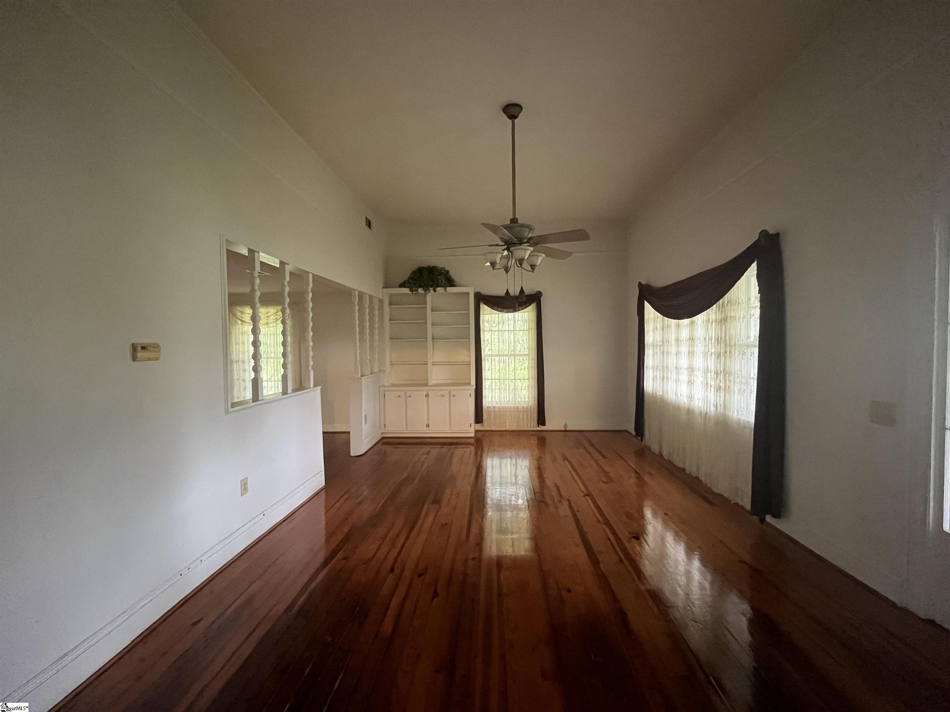 606 W South Broad Street Walhalla, SC 29691