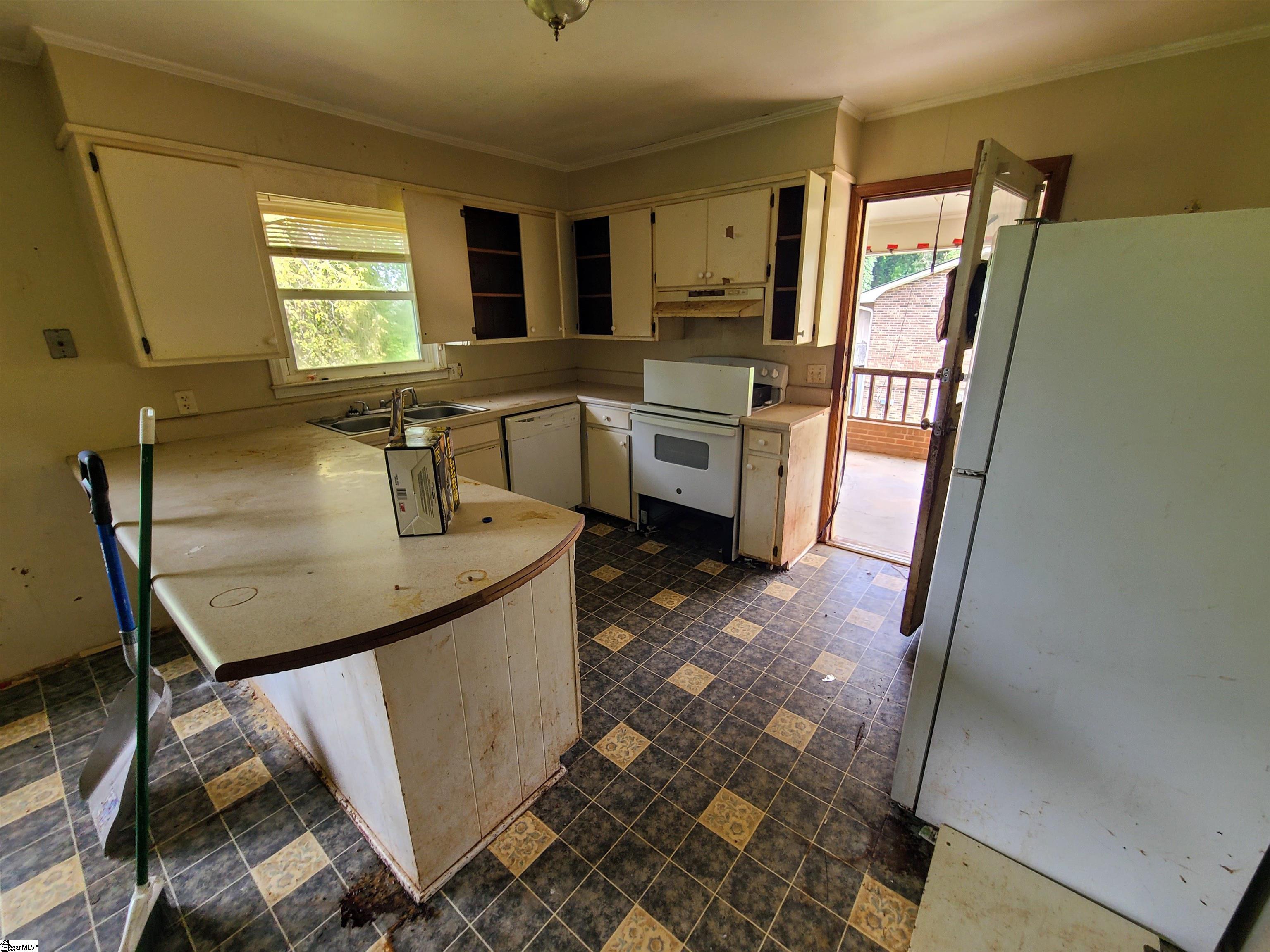 200 Morris Street Central, SC 29630