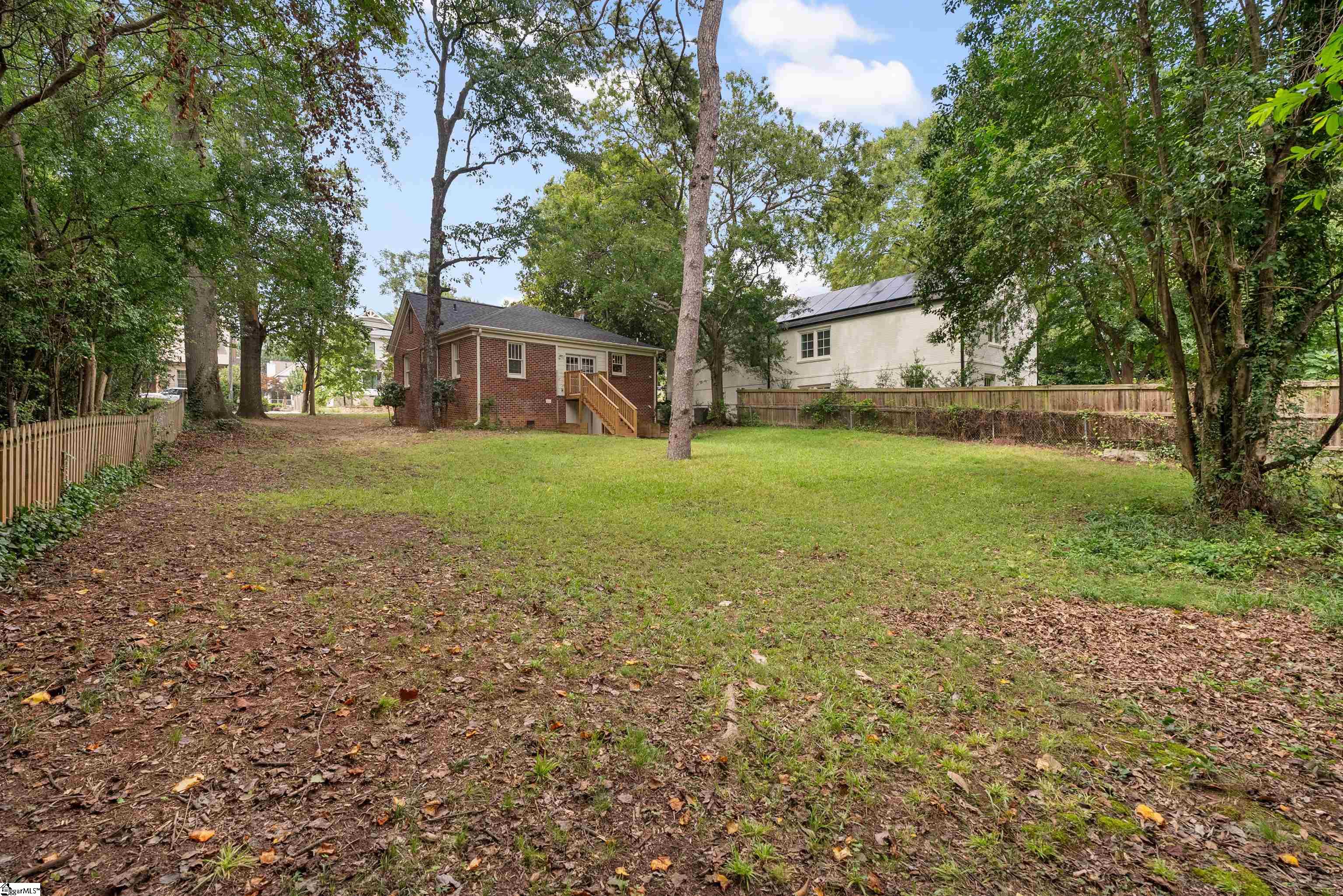 8 Club Drive Greenville, SC 29605