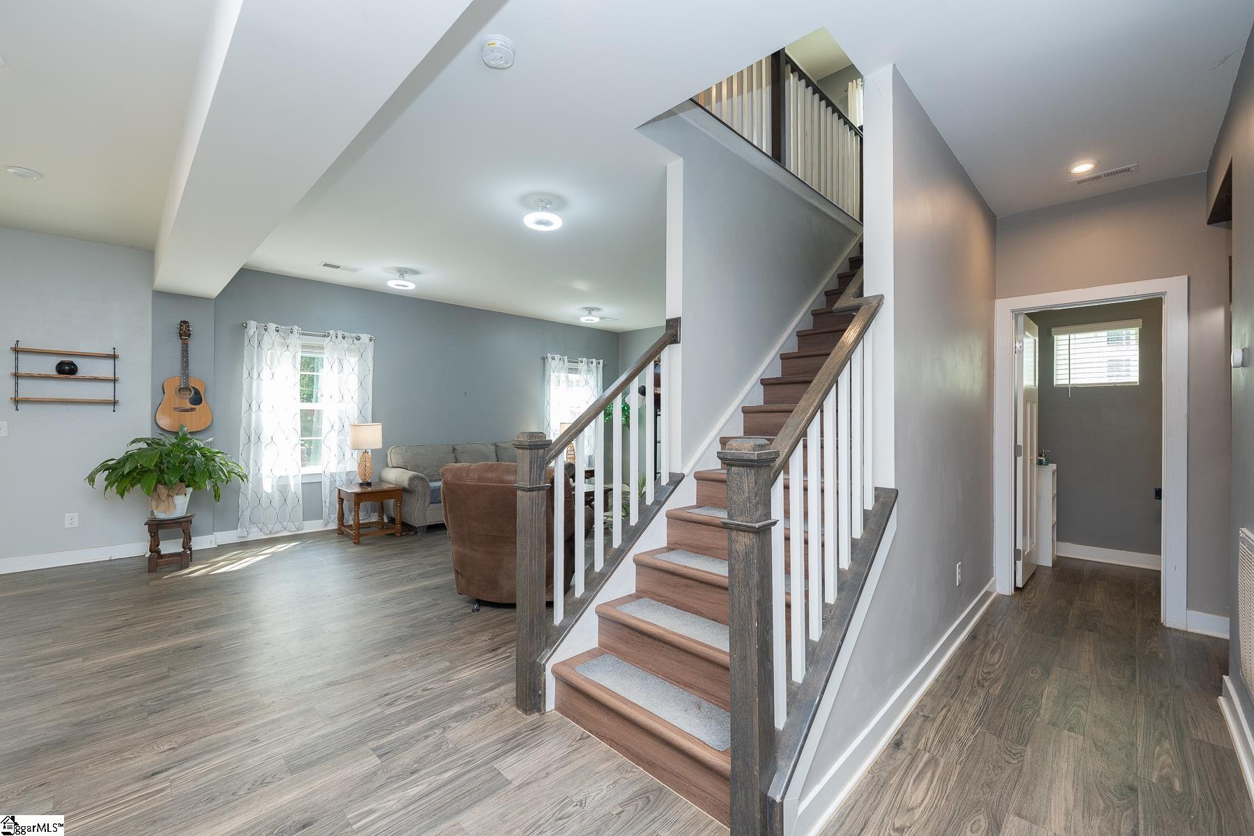 112 Henley Court Easley, SC 29642