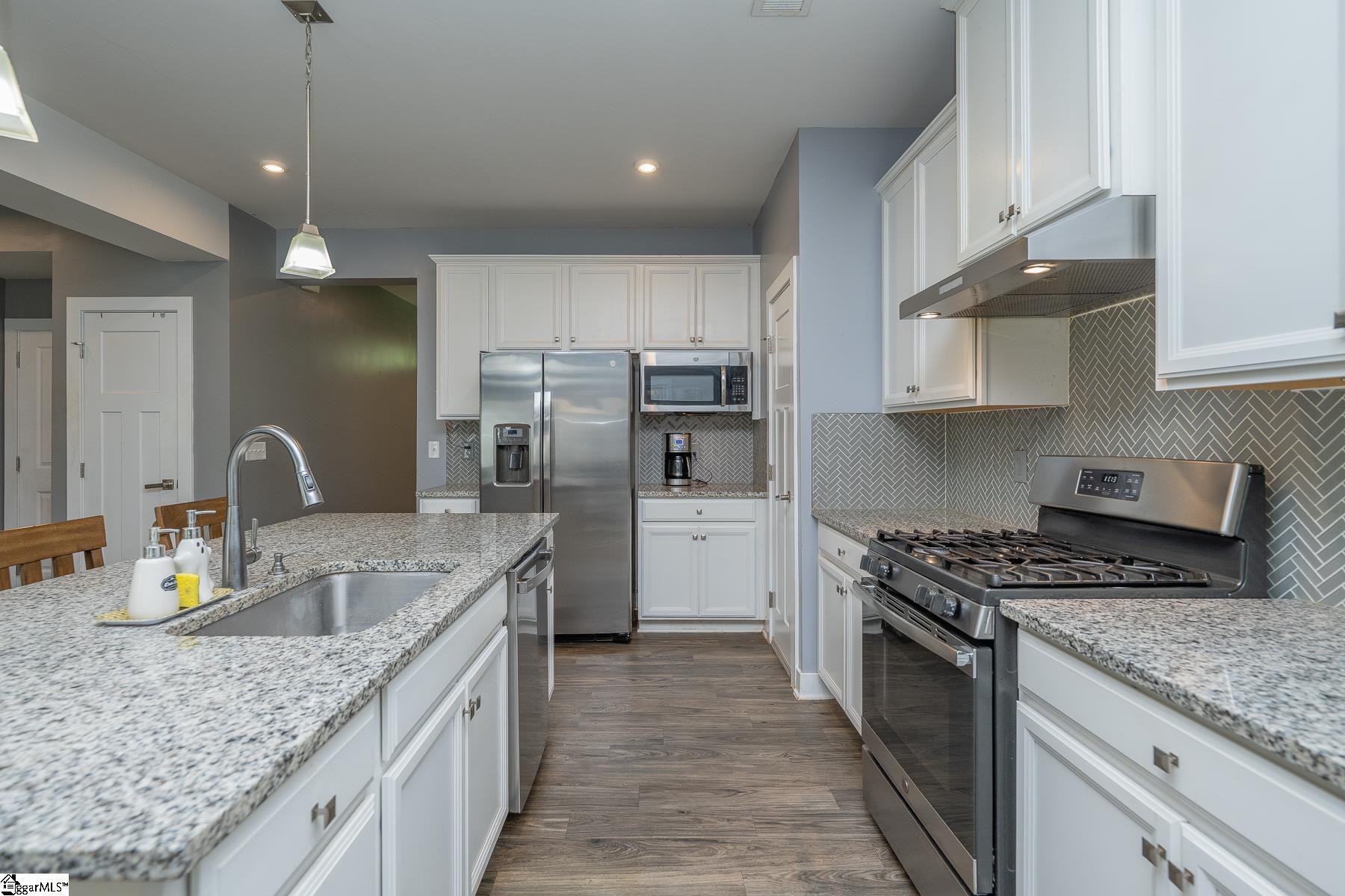 112 Henley Court Easley, SC 29642