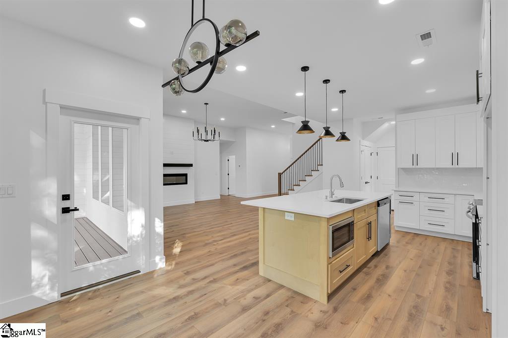 436 Congaree Road Roebuck, SC 29376
