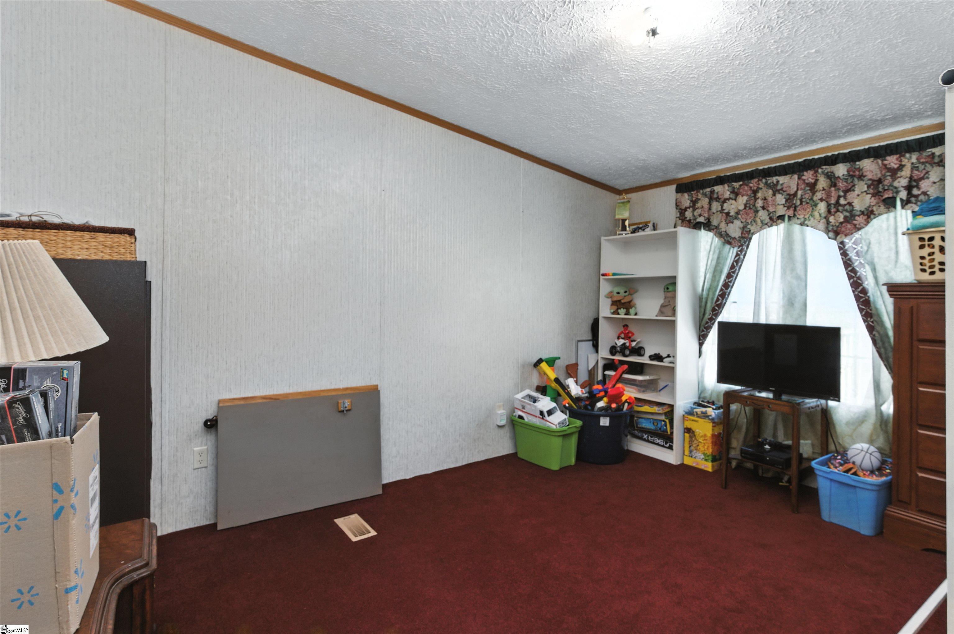 8951 W Hwy 76 W Laurens, SC 29360