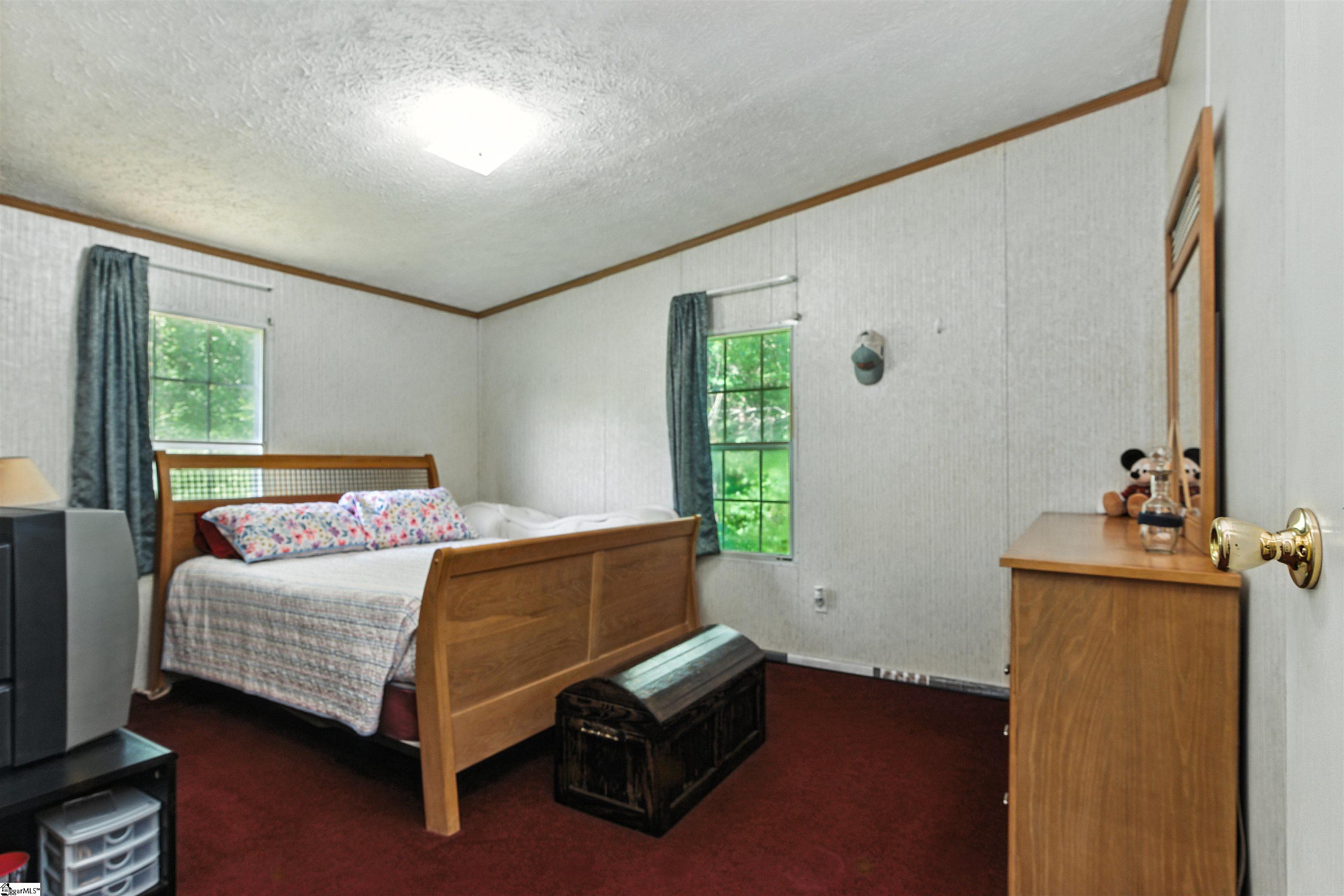 8951 W Hwy 76 W Laurens, SC 29360