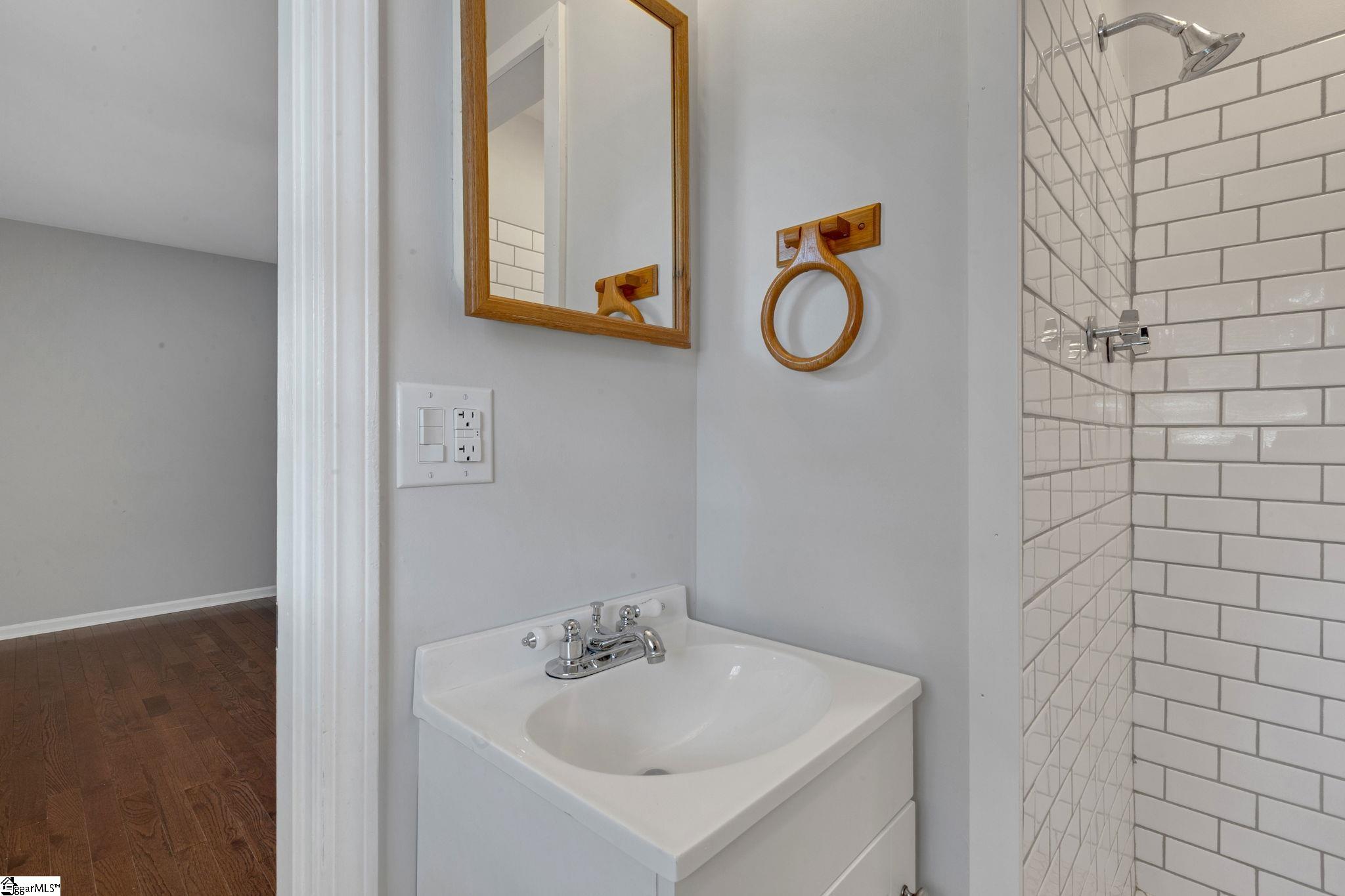 200 Del Norte Road Greenville, SC 29615