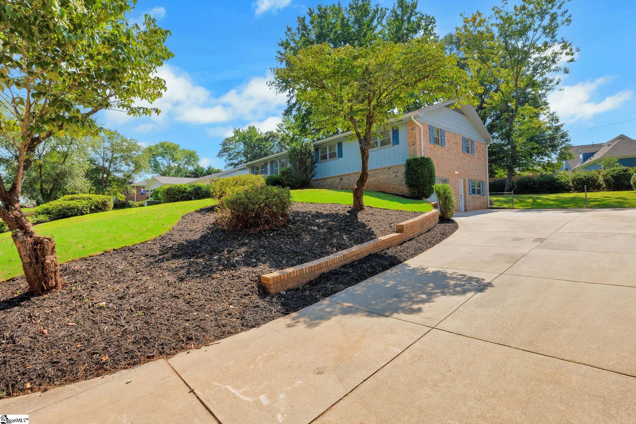 200 Del Norte Road Greenville, SC 29615