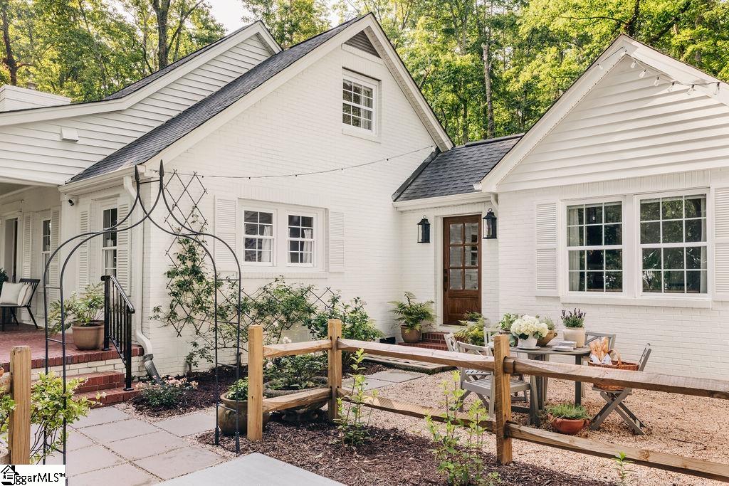 125 Turner Circle Greenville, SC 29609
