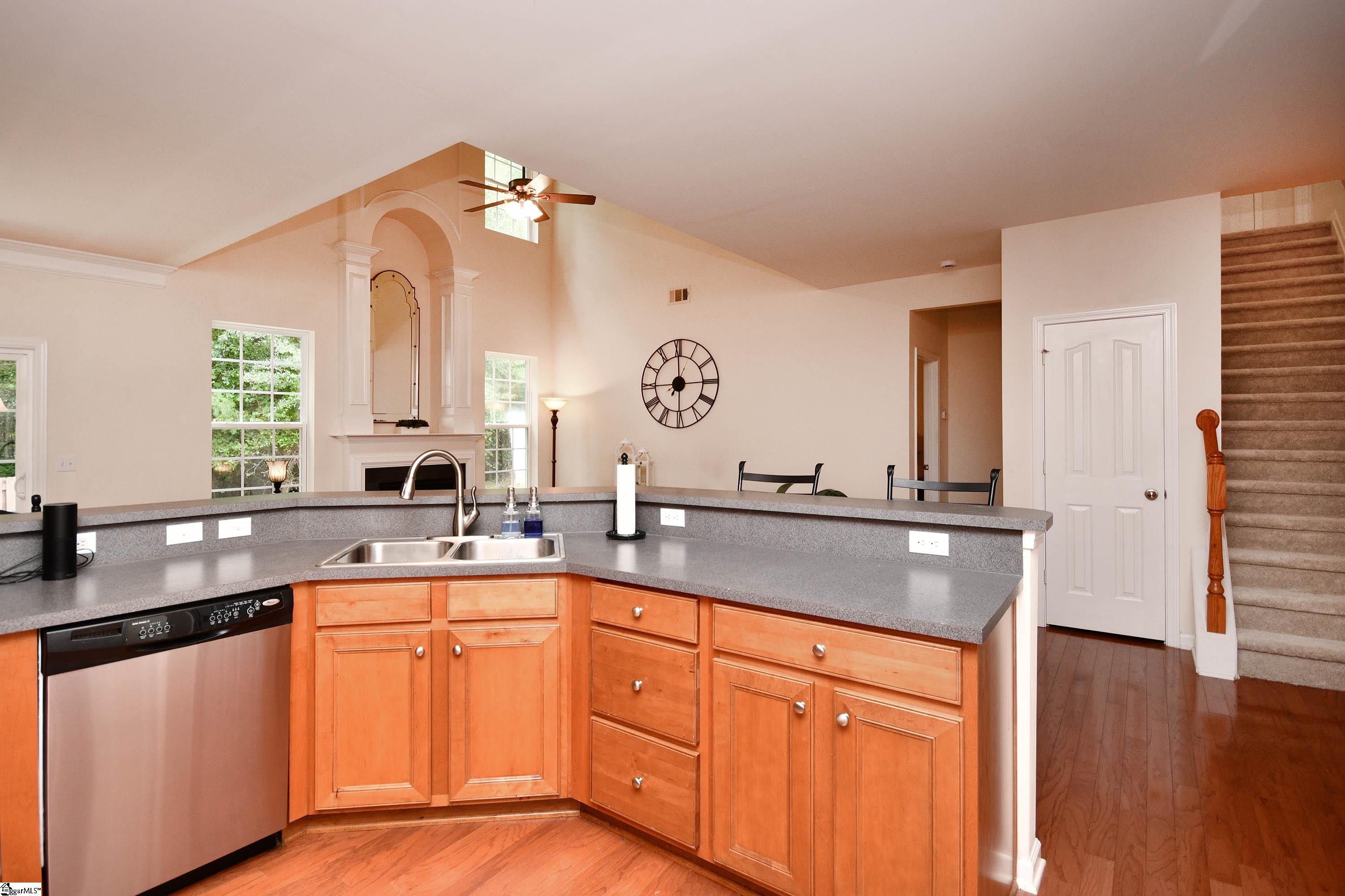 104 Knoll Ridge Drive Greer, SC 29650