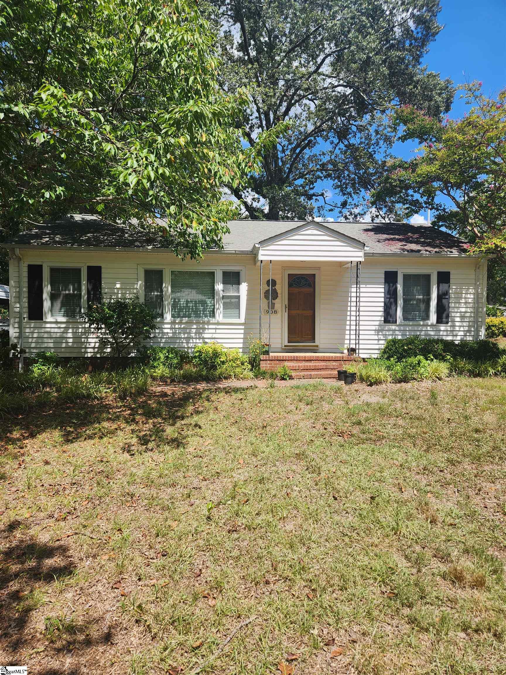908 Chester Circle Pendelton, SC 29670
