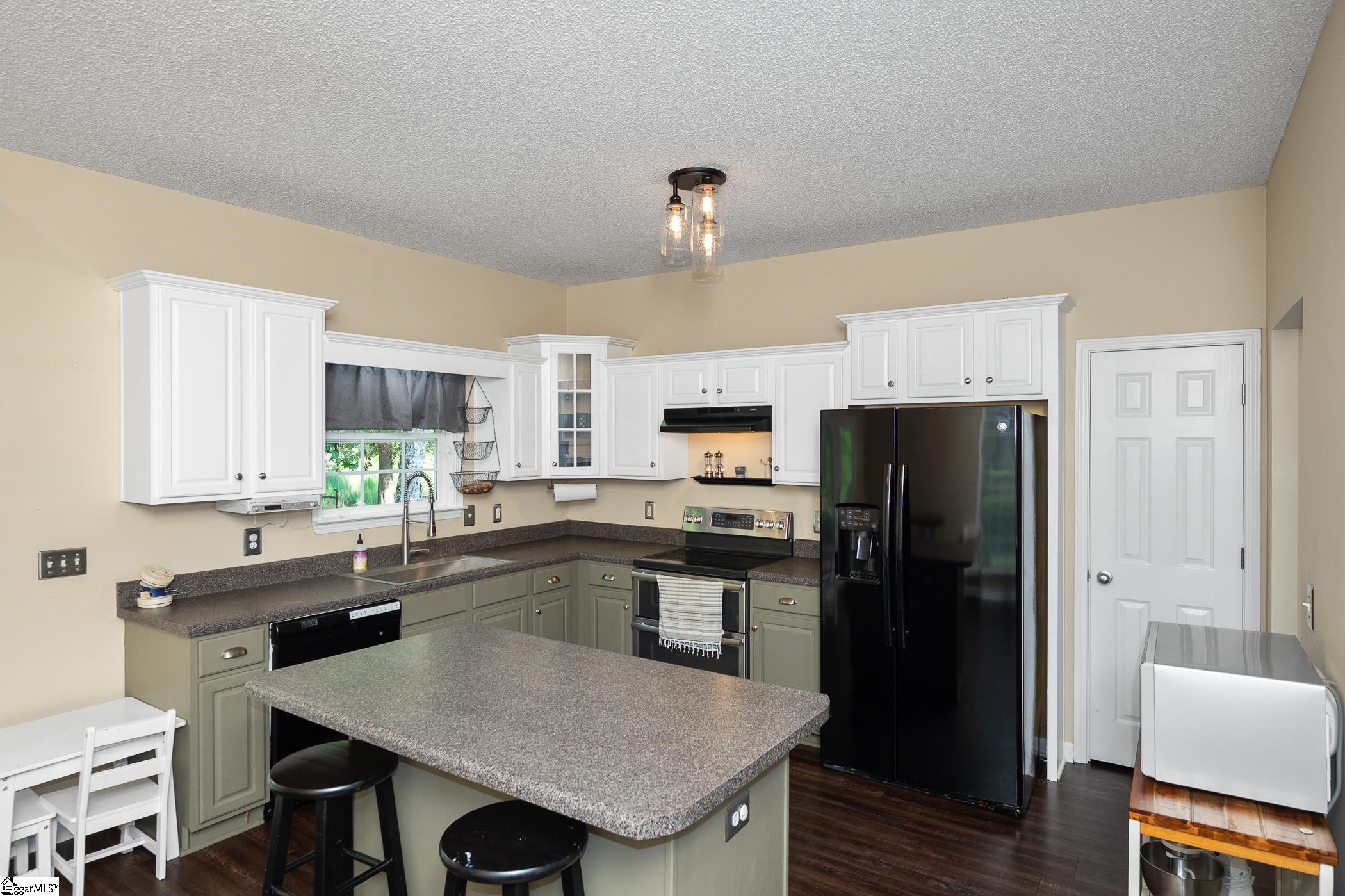 2219 Reedy Fork Road Pelzer, SC 29669