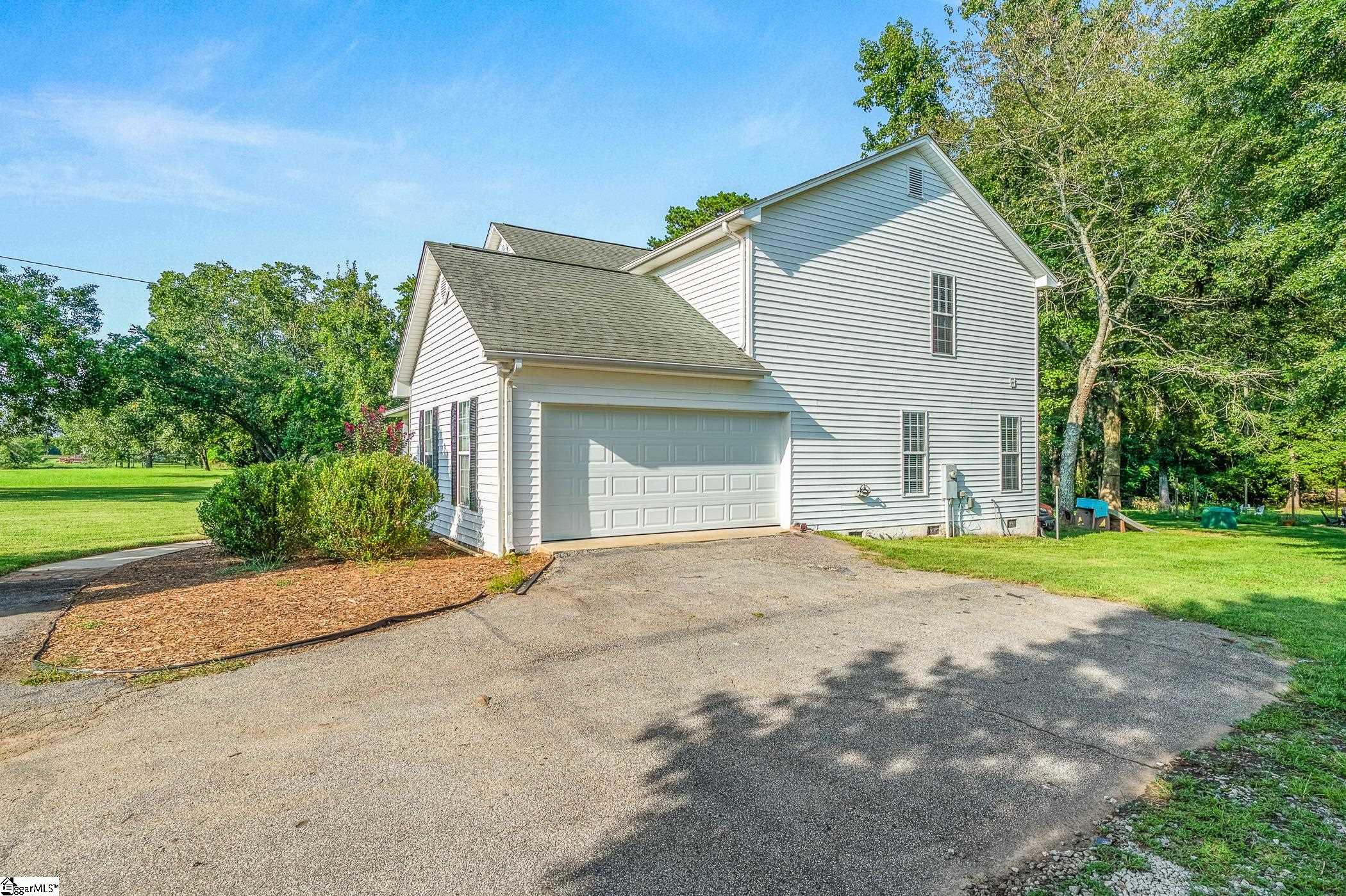 2219 Reedy Fork Road Pelzer, SC 29669