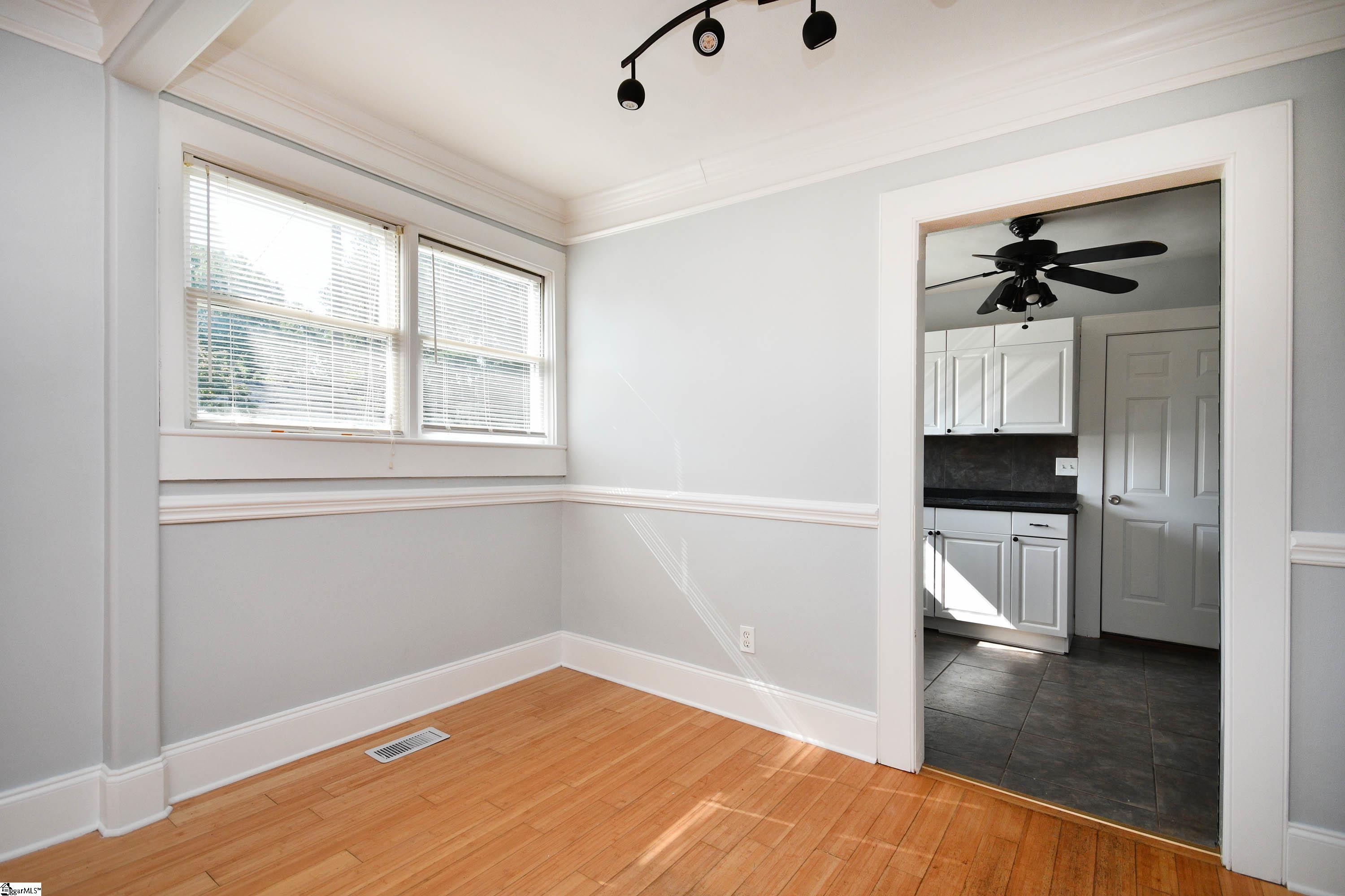 204 Parkins Mill Drive Greenville, SC 29607