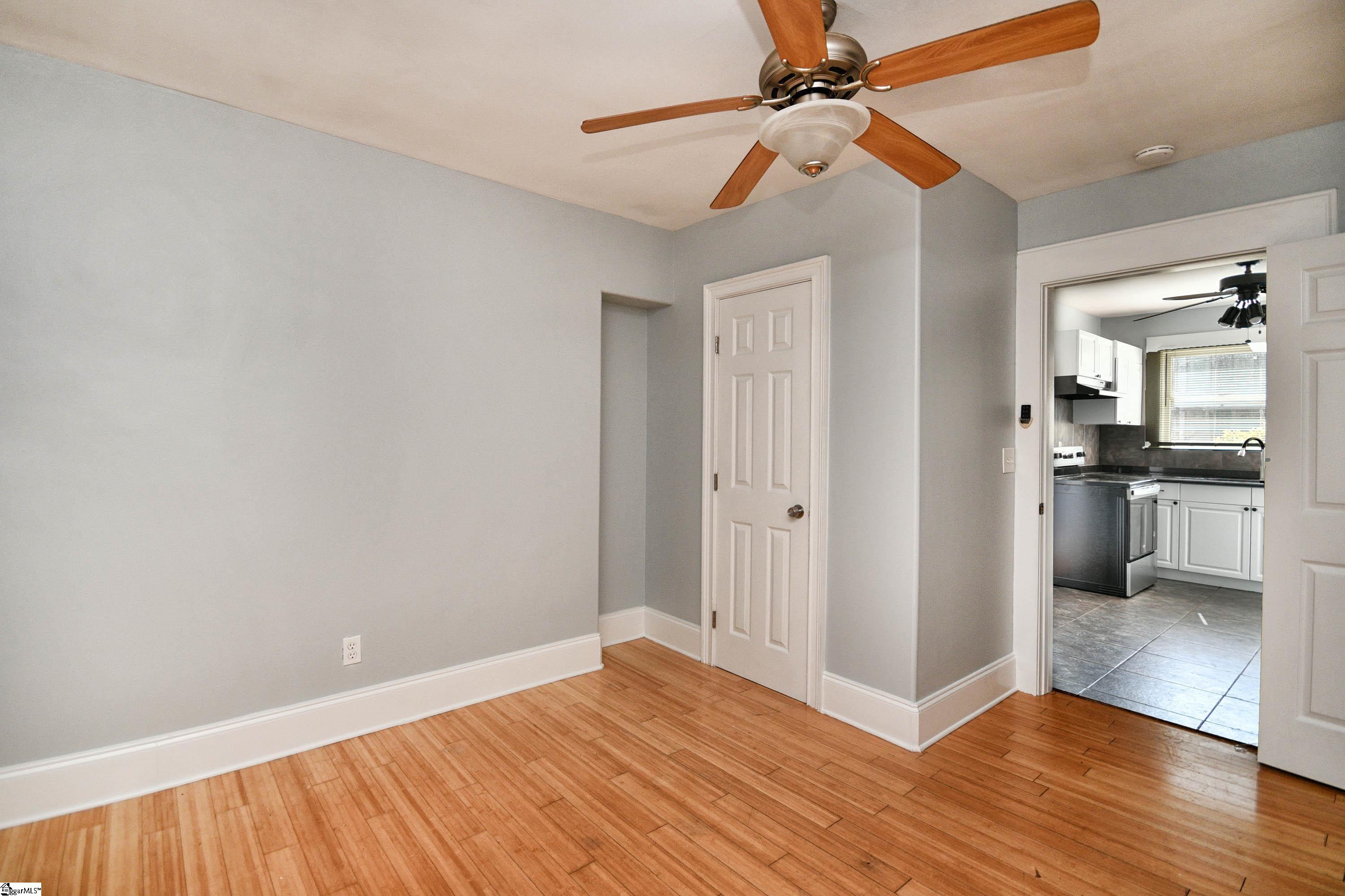 204 Parkins Mill Drive Greenville, SC 29607