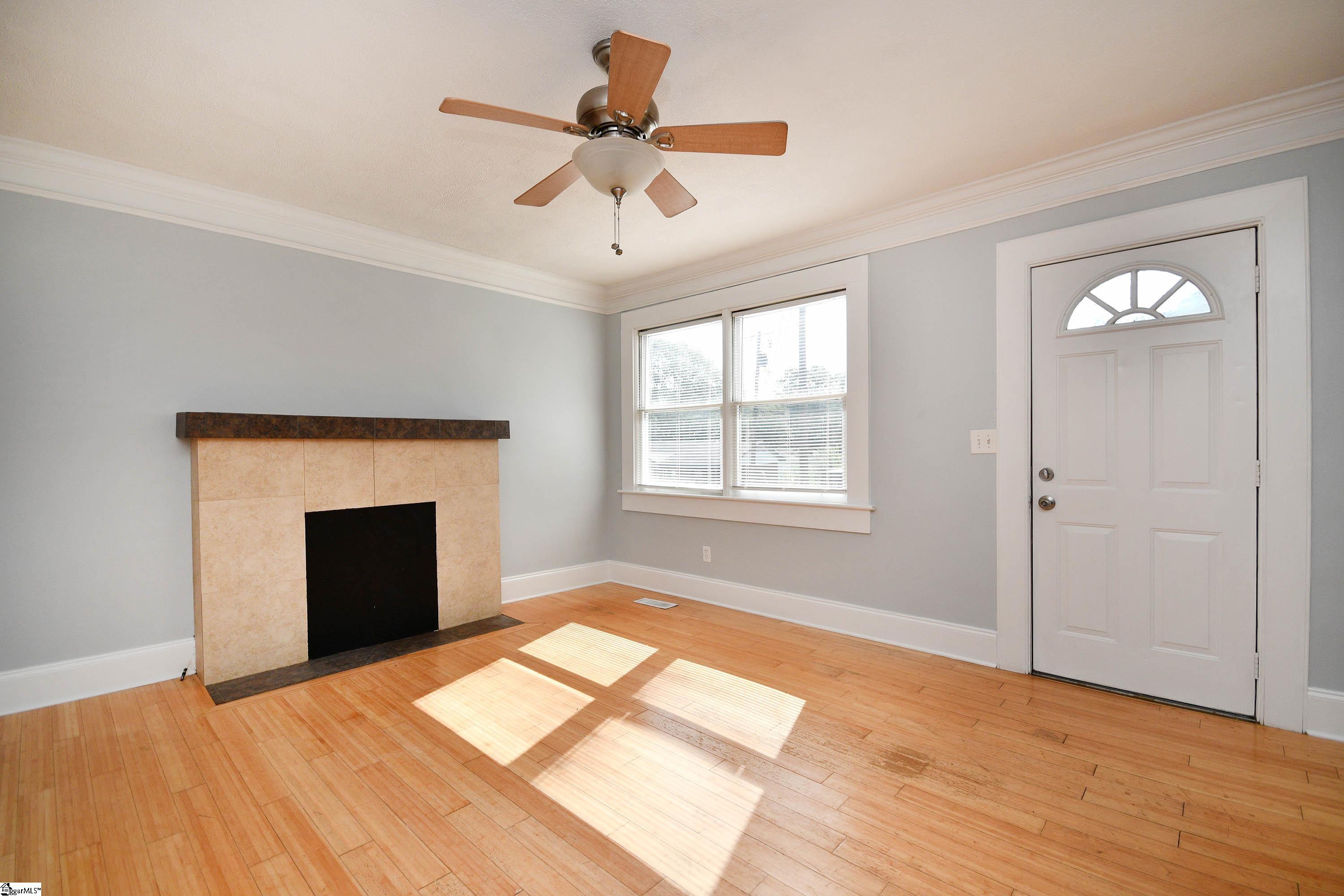 204 Parkins Mill Drive Greenville, SC 29607