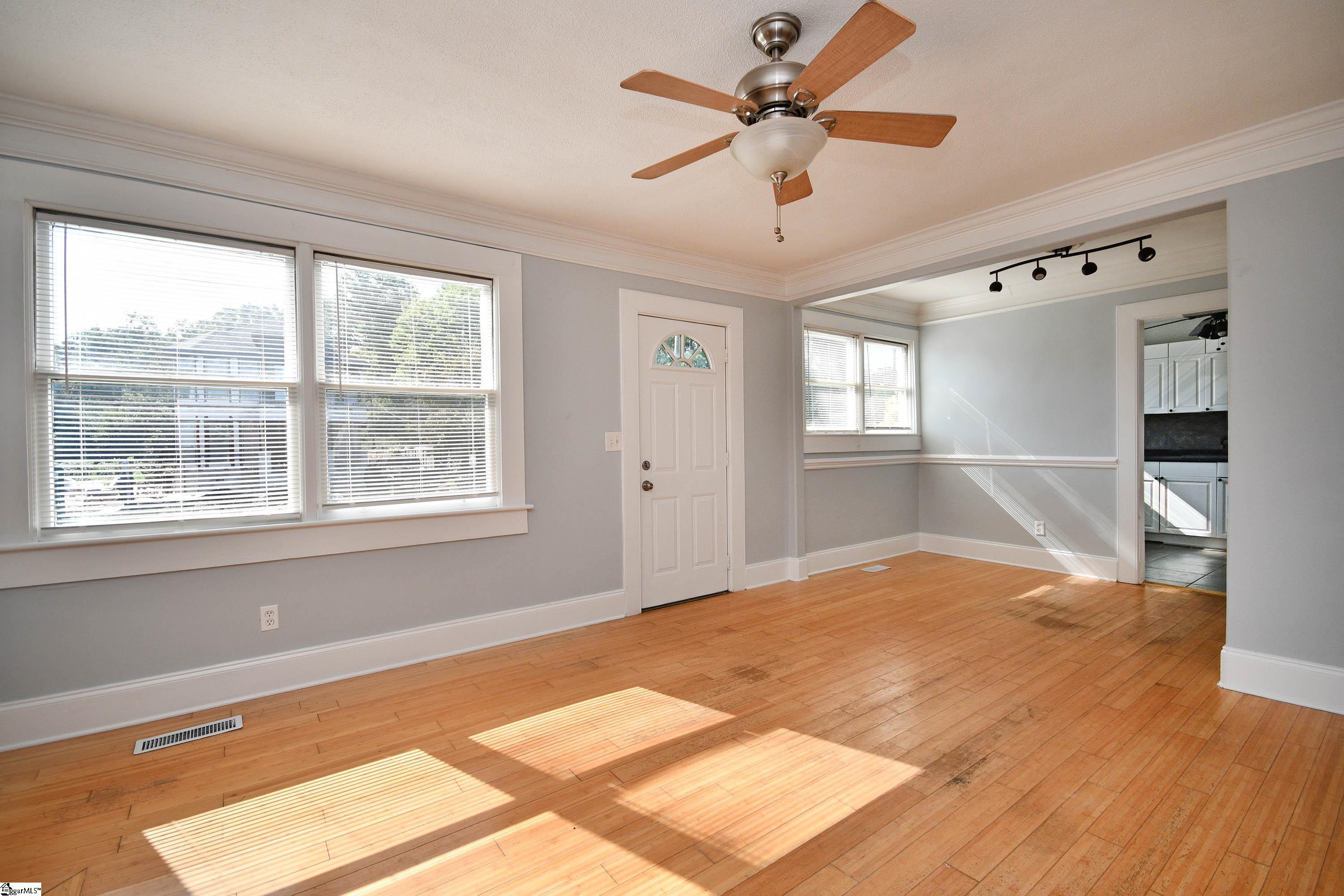 204 Parkins Mill Drive Greenville, SC 29607