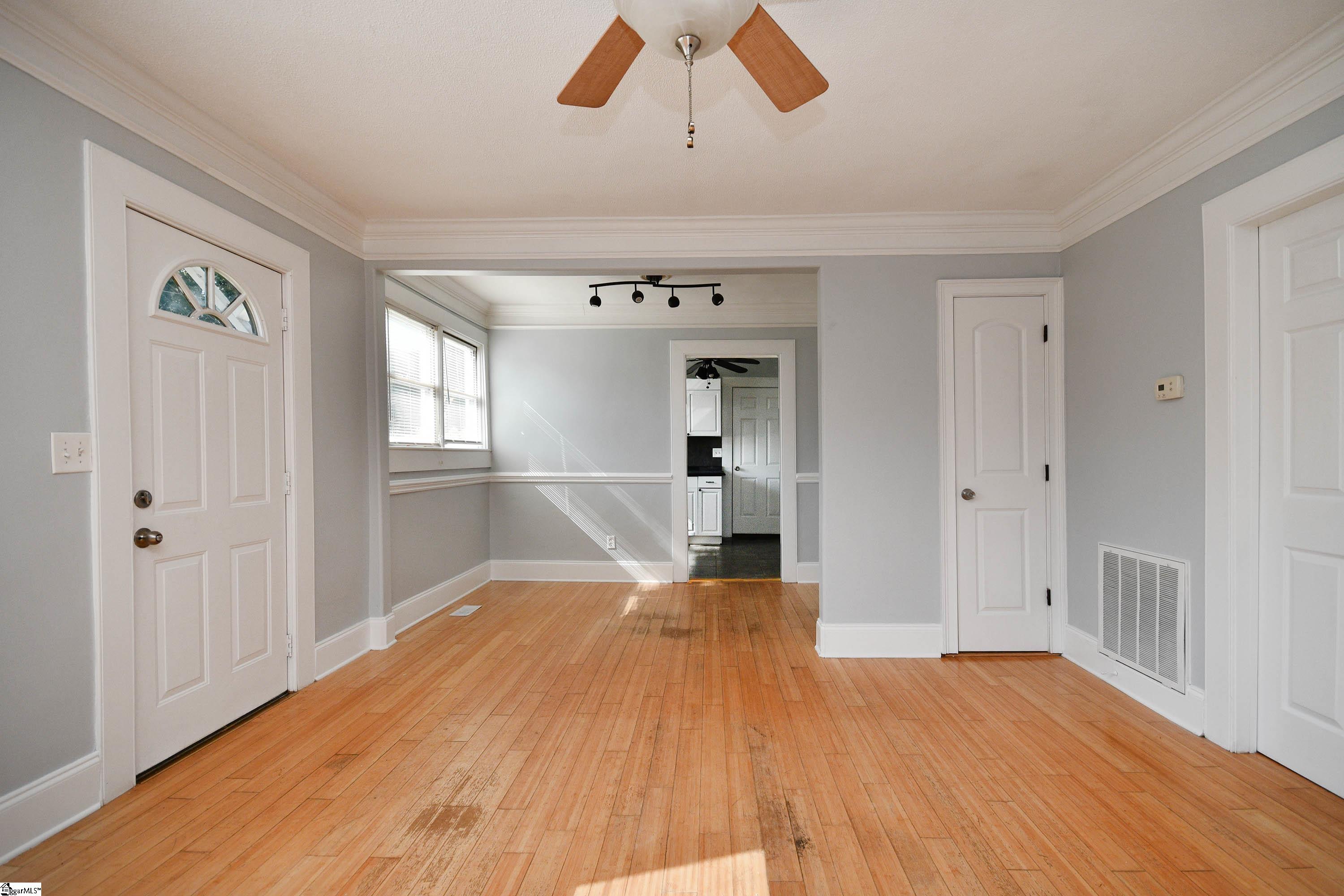 204 Parkins Mill Drive Greenville, SC 29607