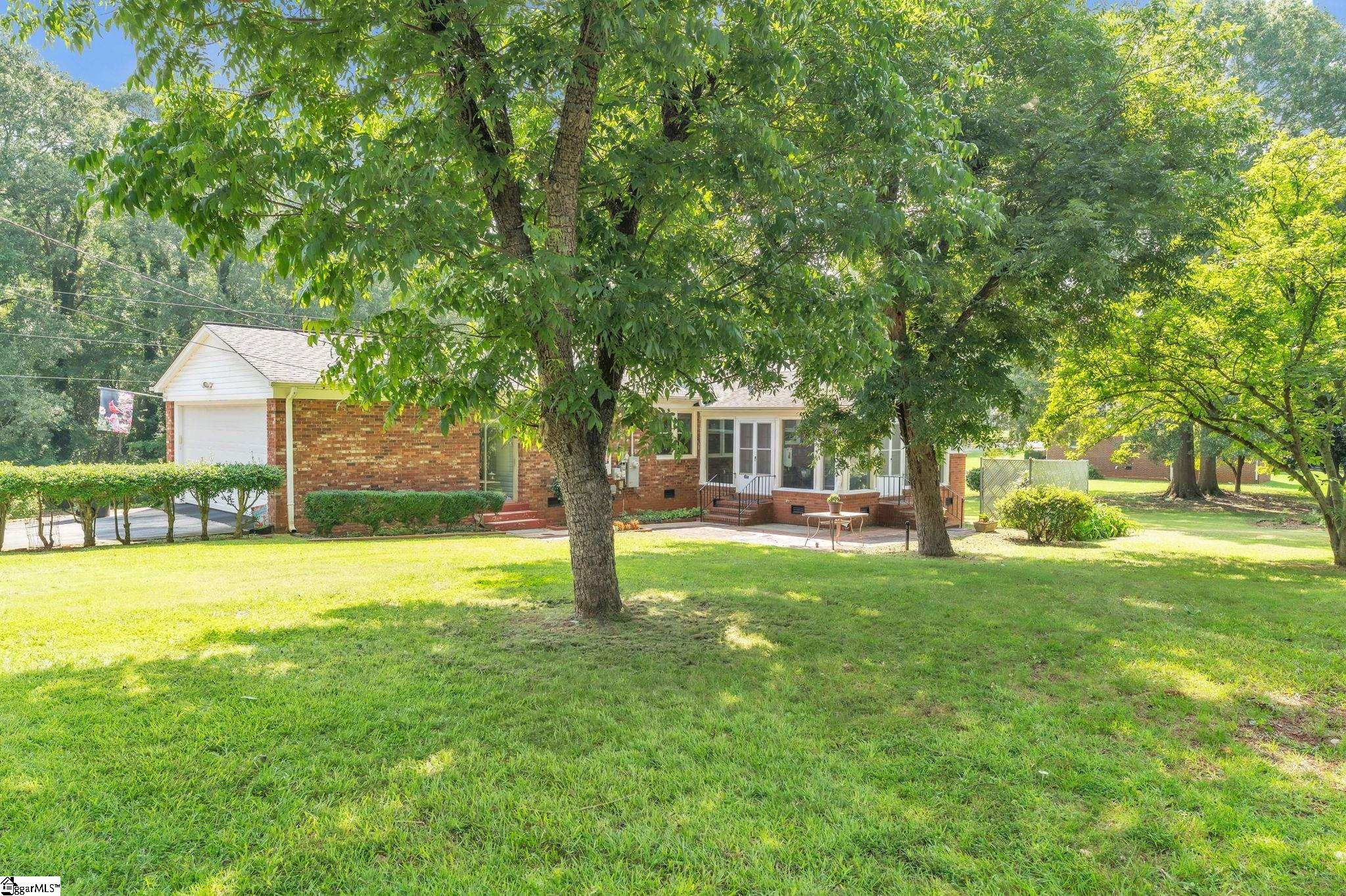 222 Hillcrest Circle Anderson, SC 29624